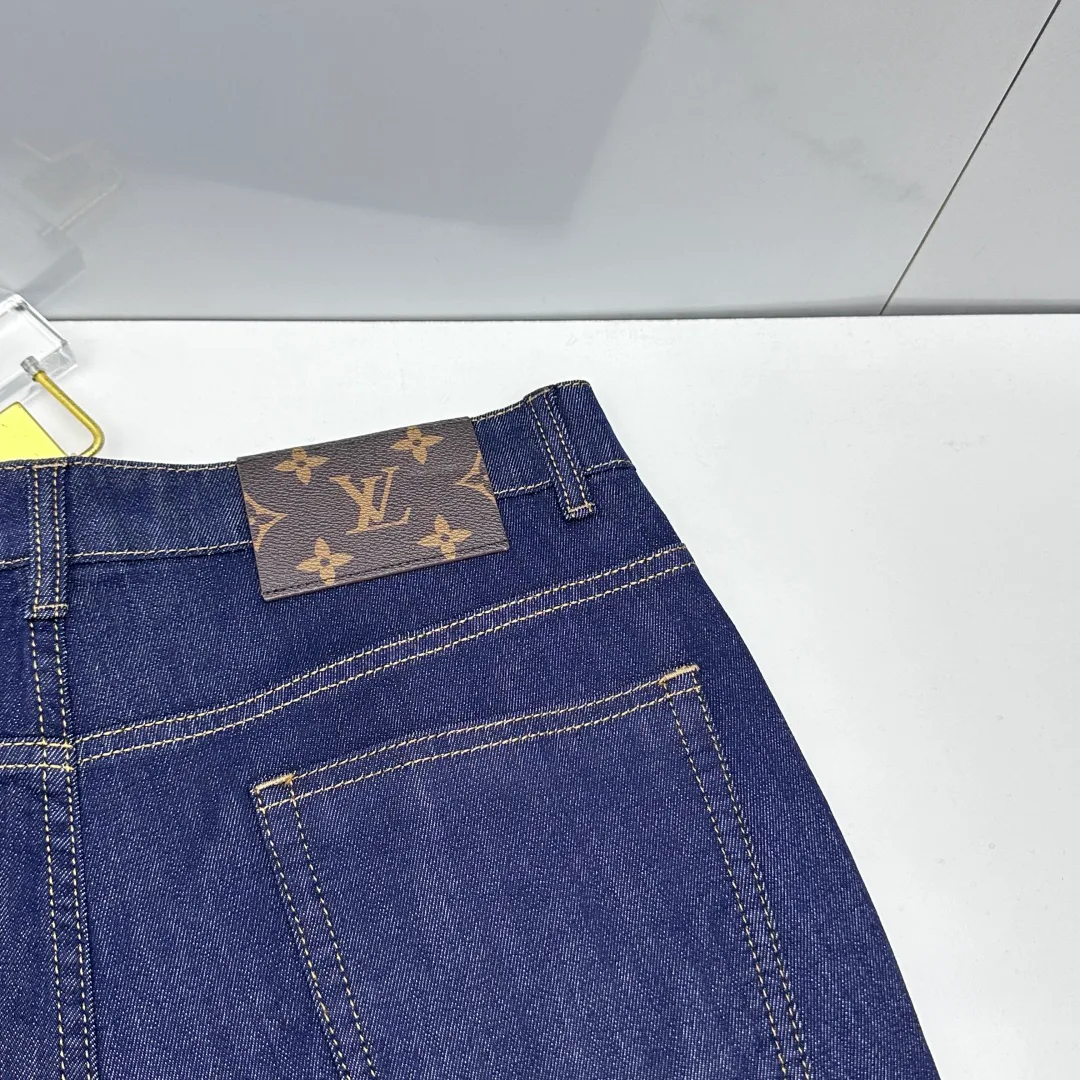 Men's Jeans LOUIS VUITTON 17810324