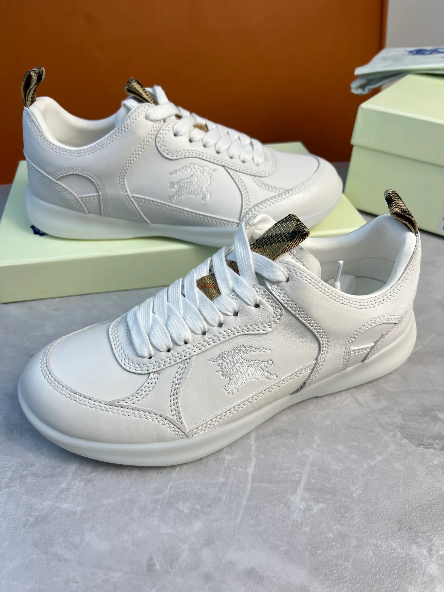 Women's Sneakers BURBERRY 17420307