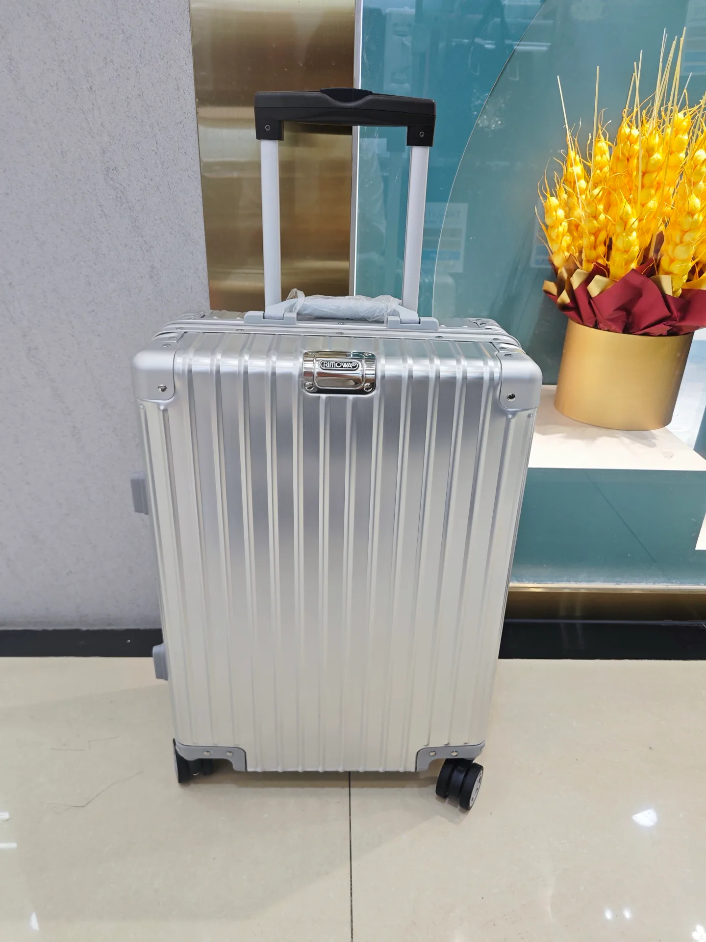 Suitcases RIMOWA 17873355