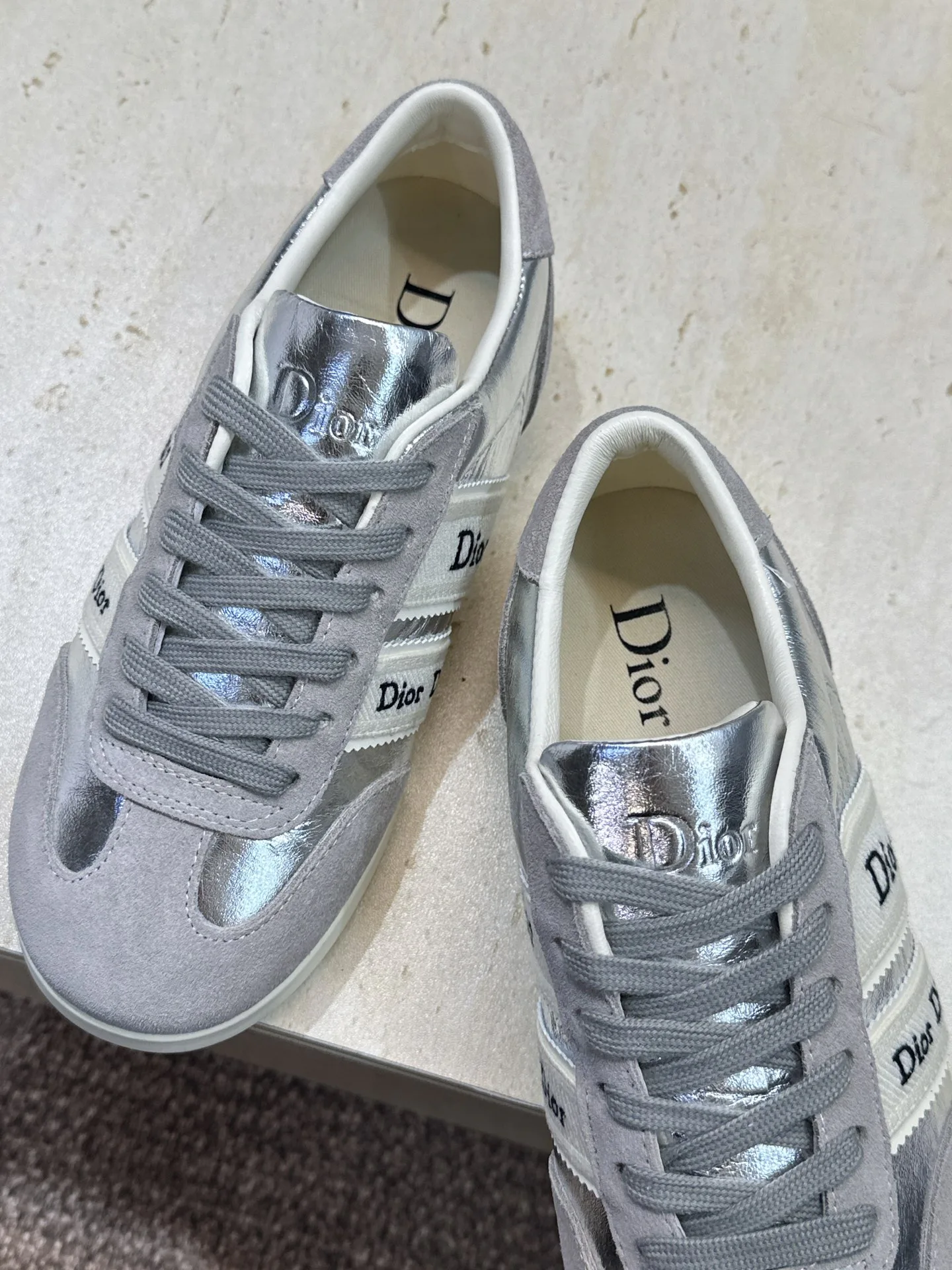 Women's Sneakers CHRISTIAN DIOR 17612350