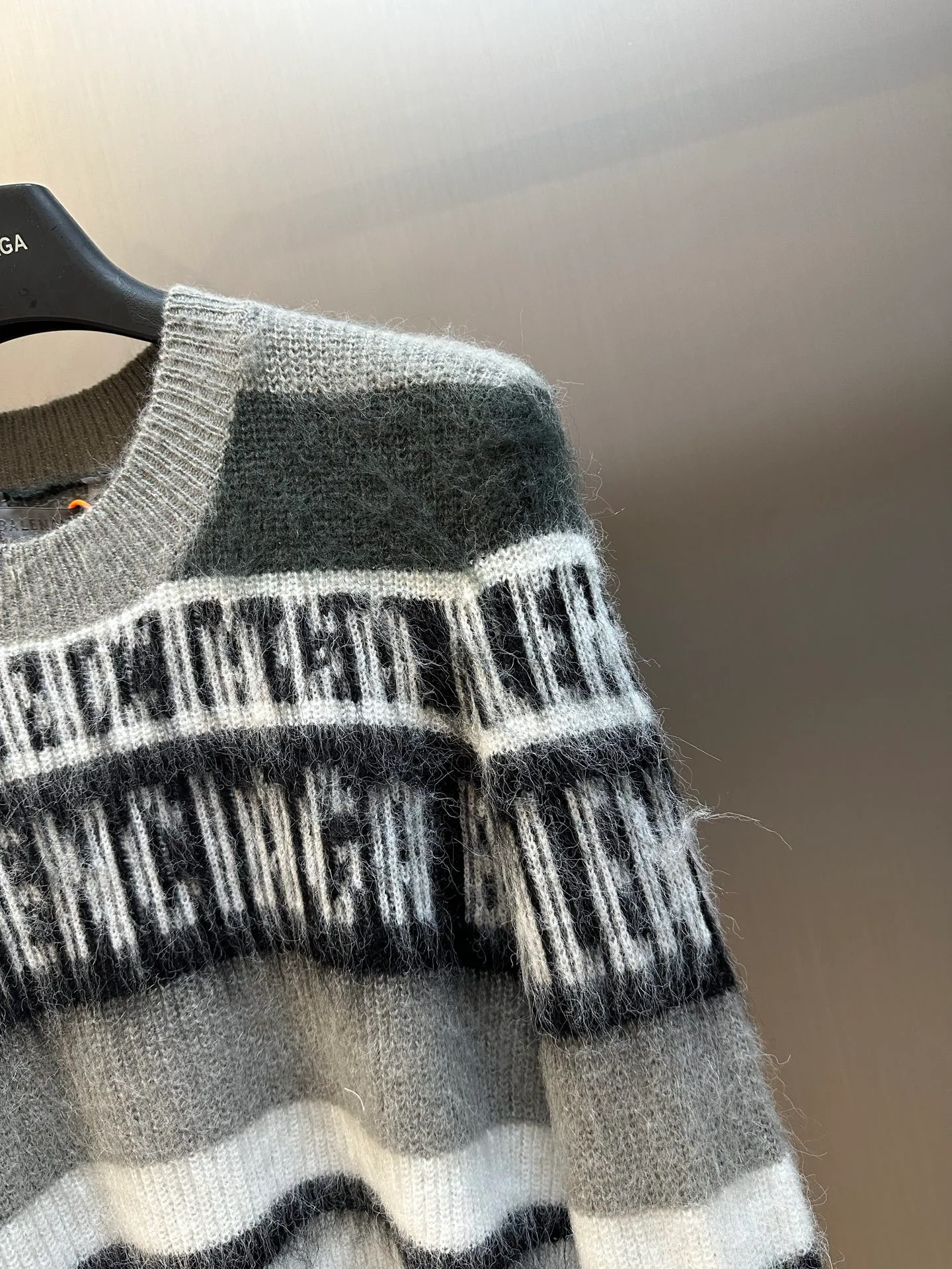 Men's Jumpers And Sweaters BALENCIAGA 18178853