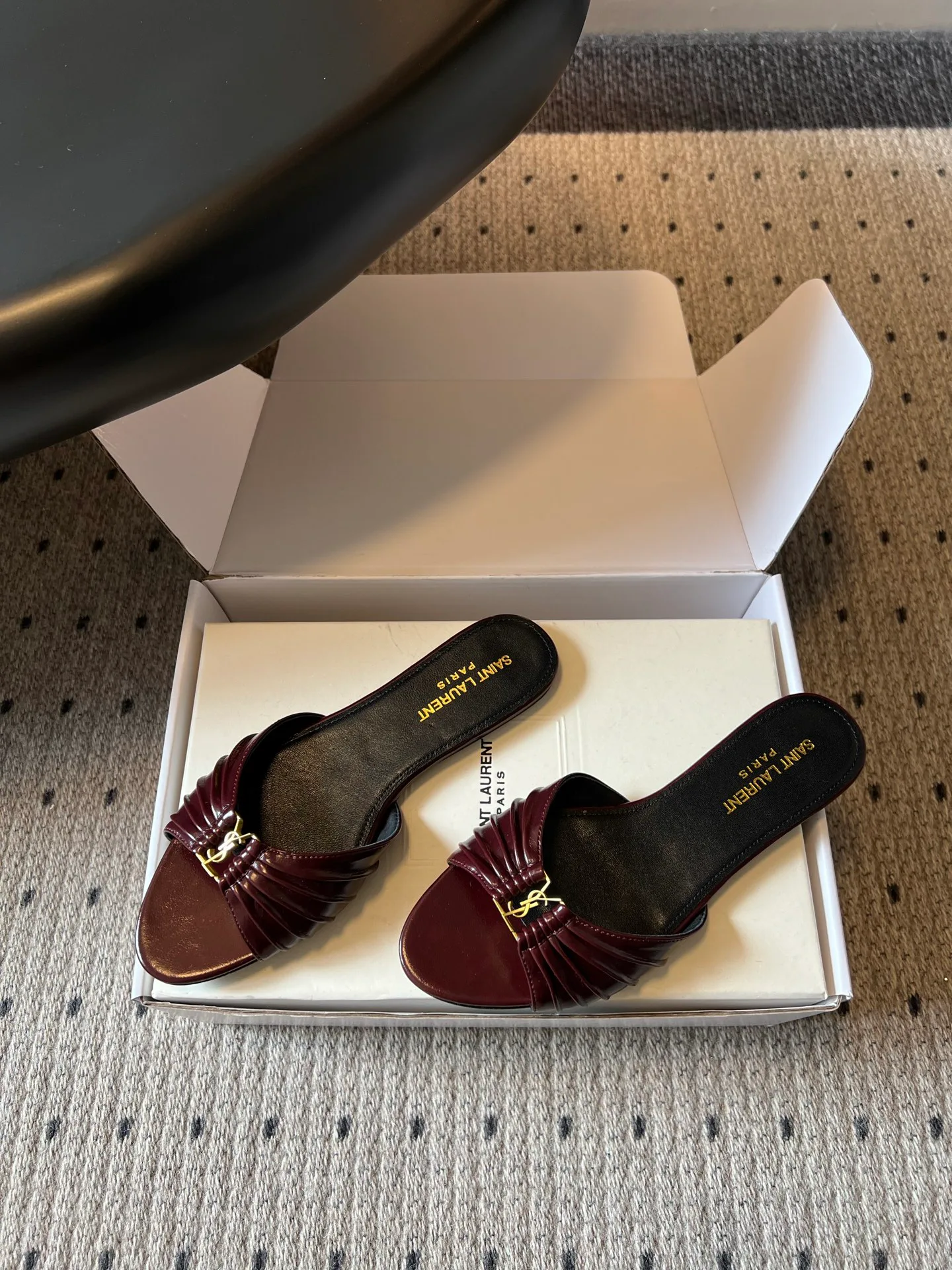 Women's Mules And Clogs SAINT LAURENT 17632137