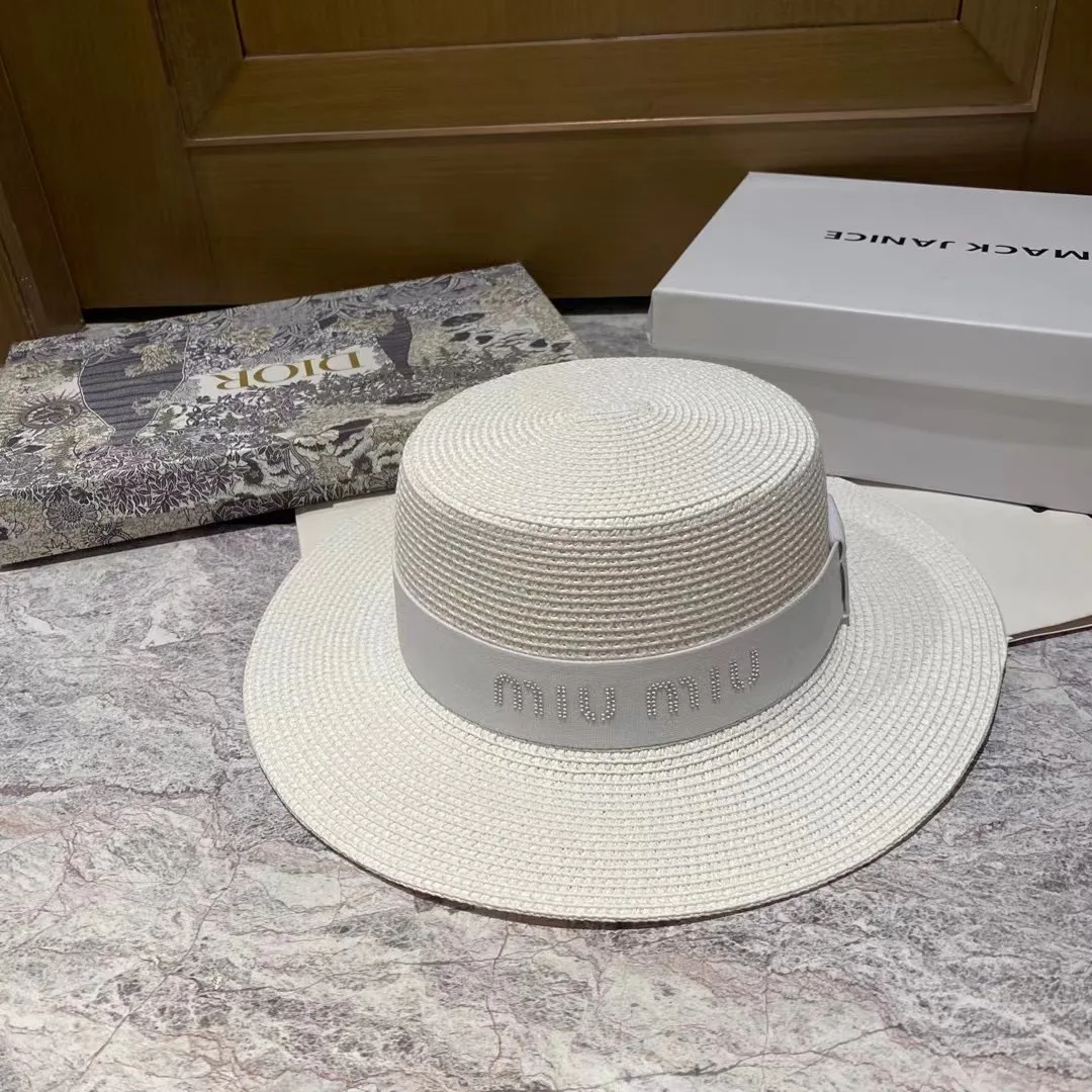 Hats MIU MIU 17498287