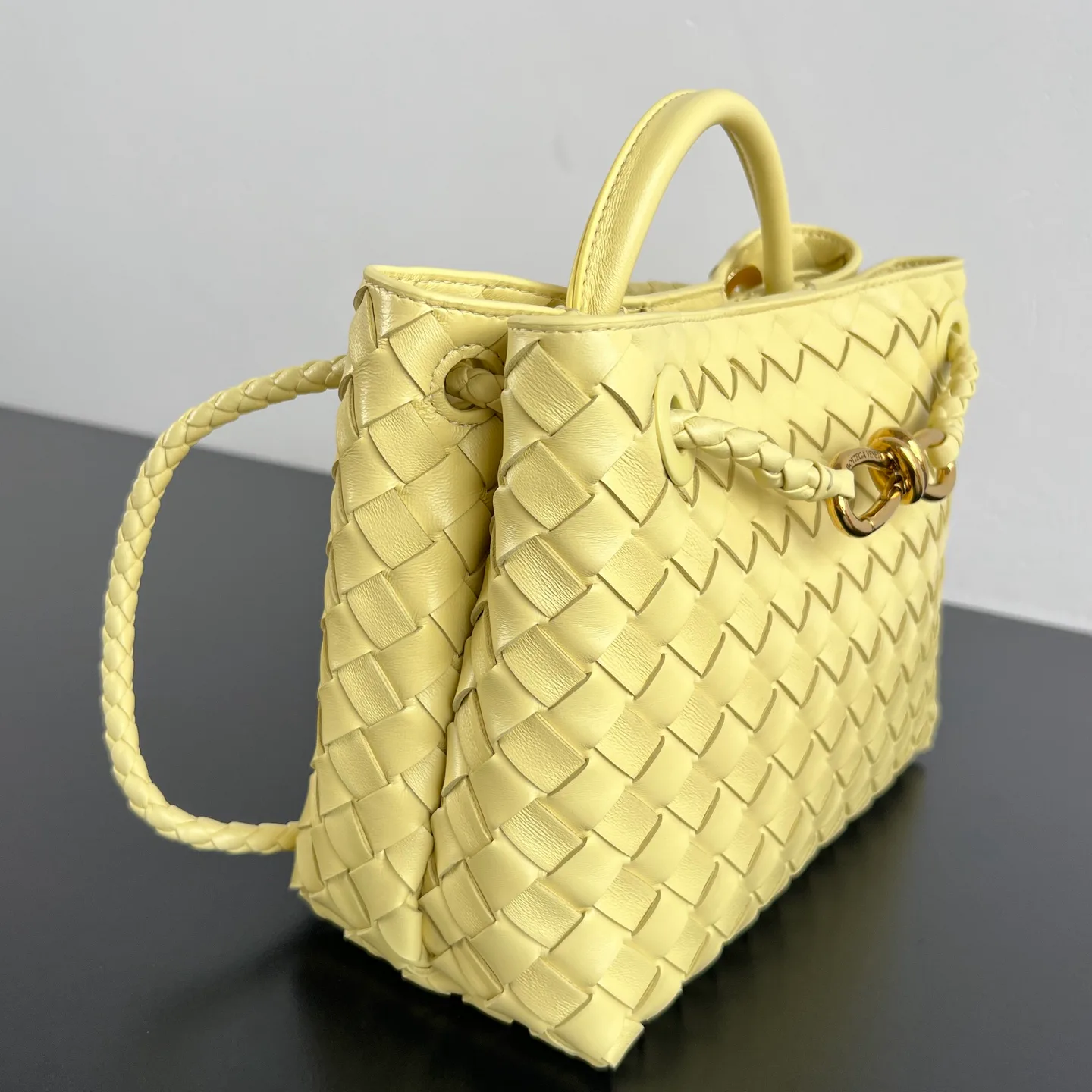 Women's Classic Handbags BOTTEGA VENETA 17112448