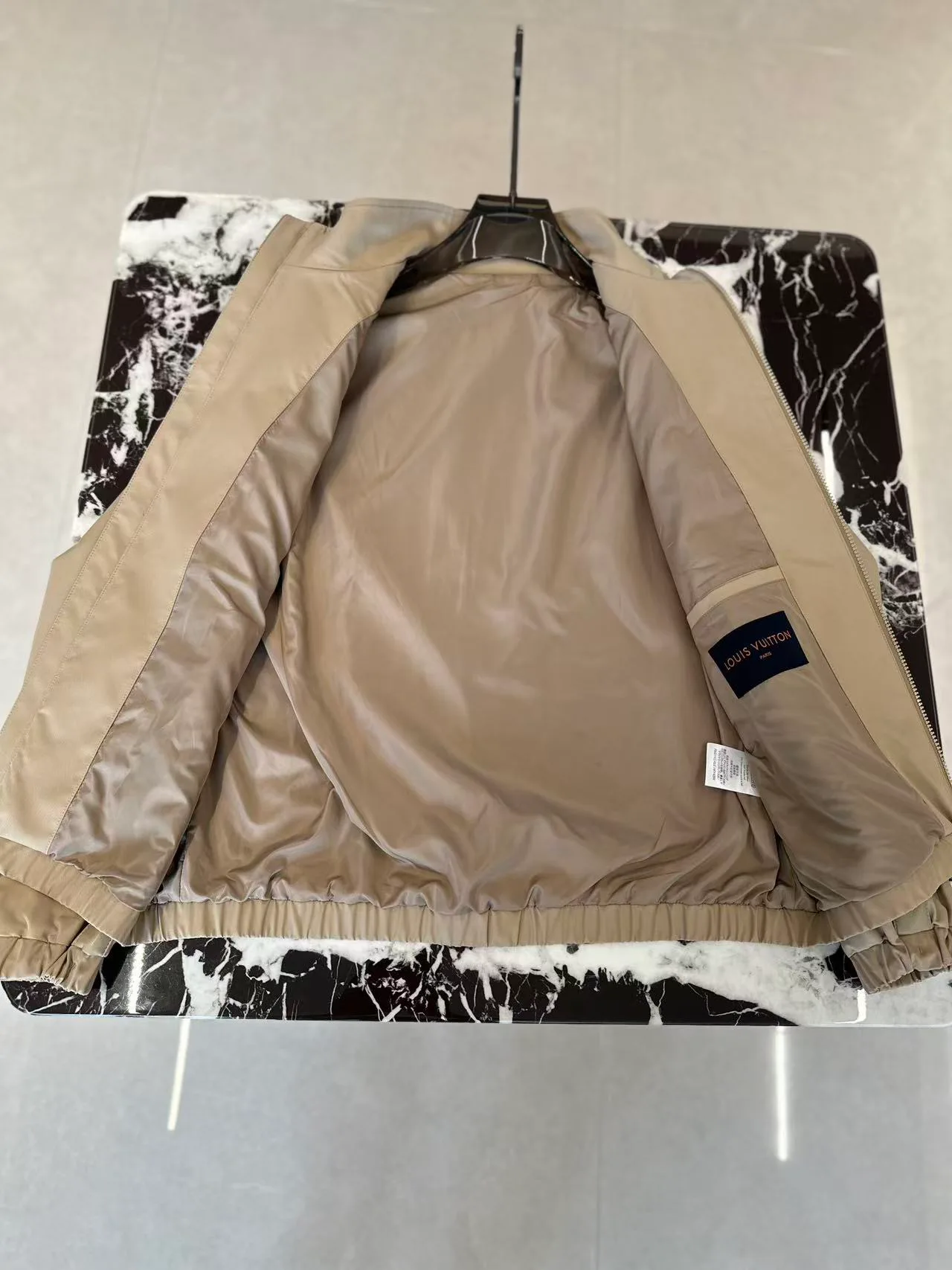 Men's Jackets And Down Jackets LOUIS VUITTON 18140227