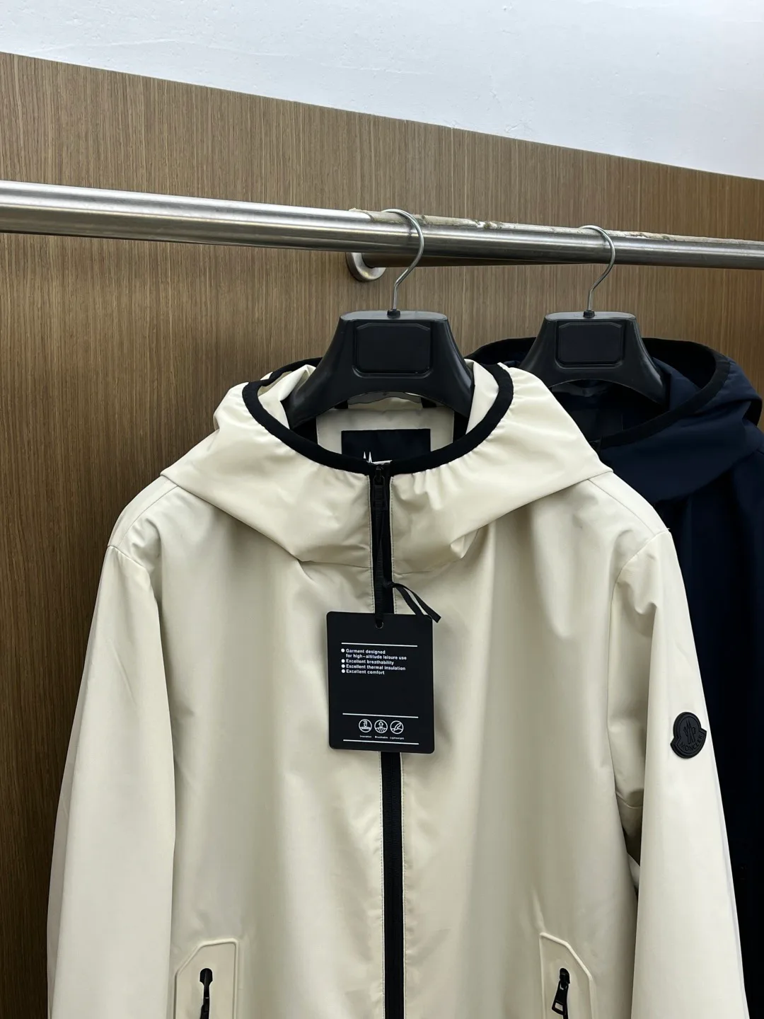 Men's Jackets And Down Jackets MONCLER 17410561