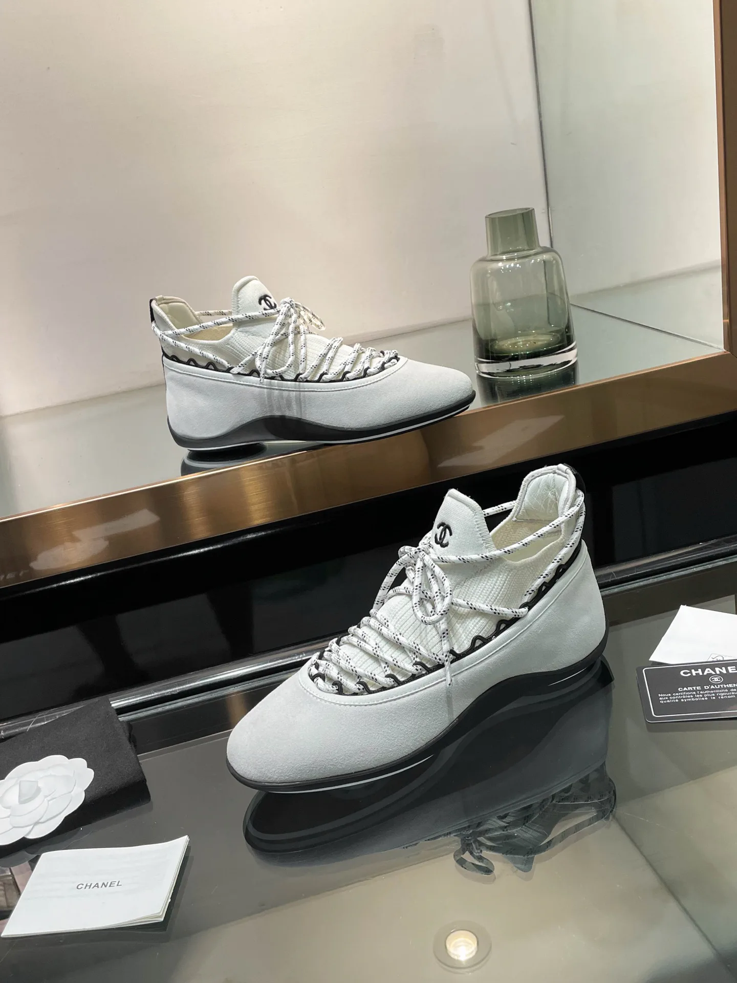 Women's Sneakers CHANEL 17934444
