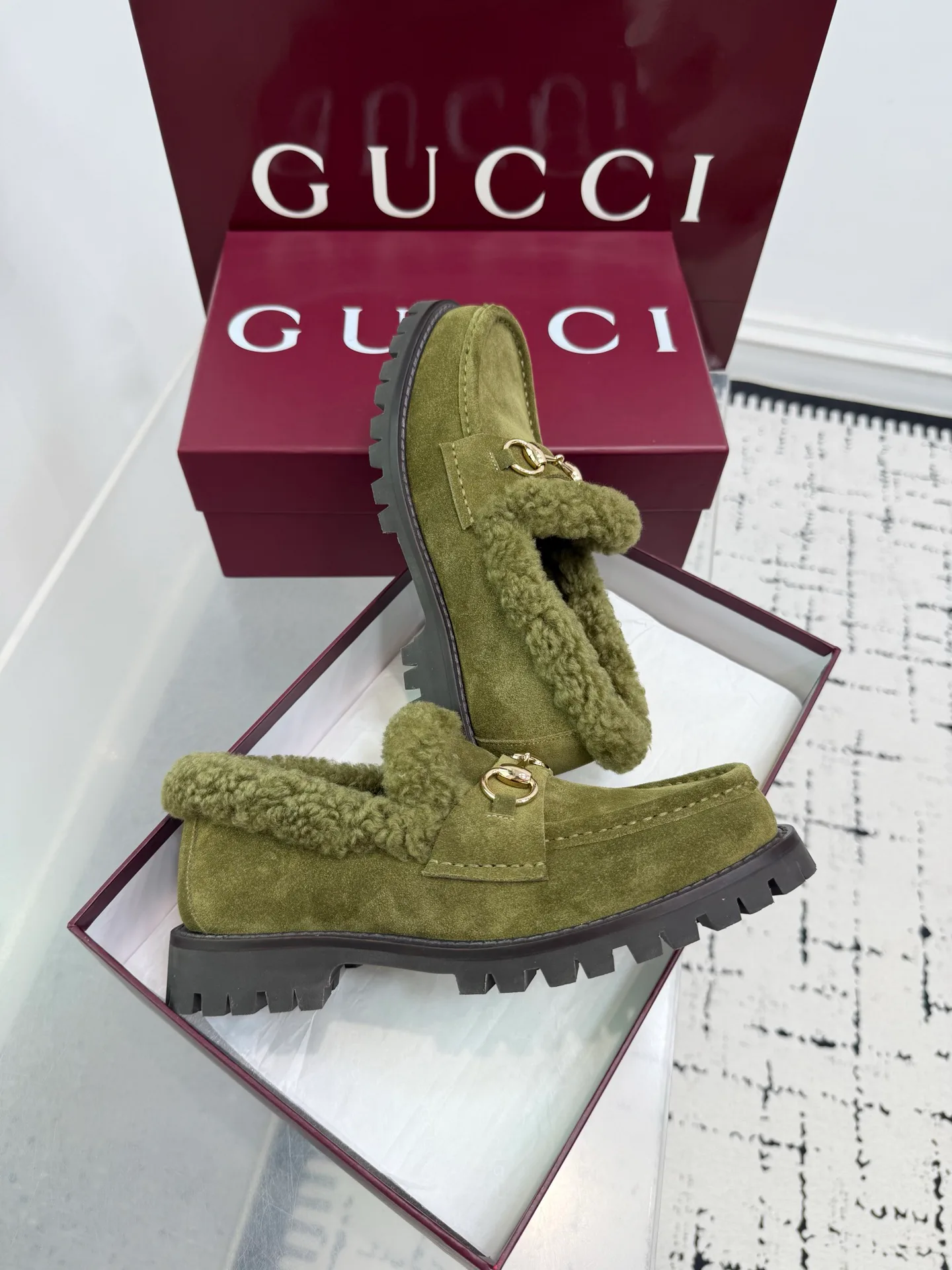 Women's Loafers And Moccasins GUCCI 18393494