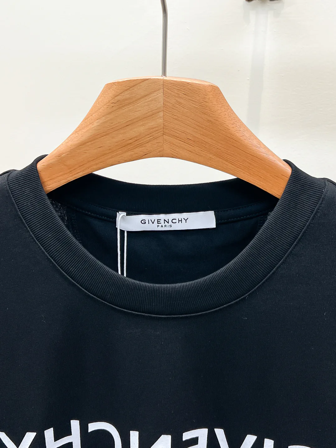 Men's T-Shirts GIVENCHY 18499380