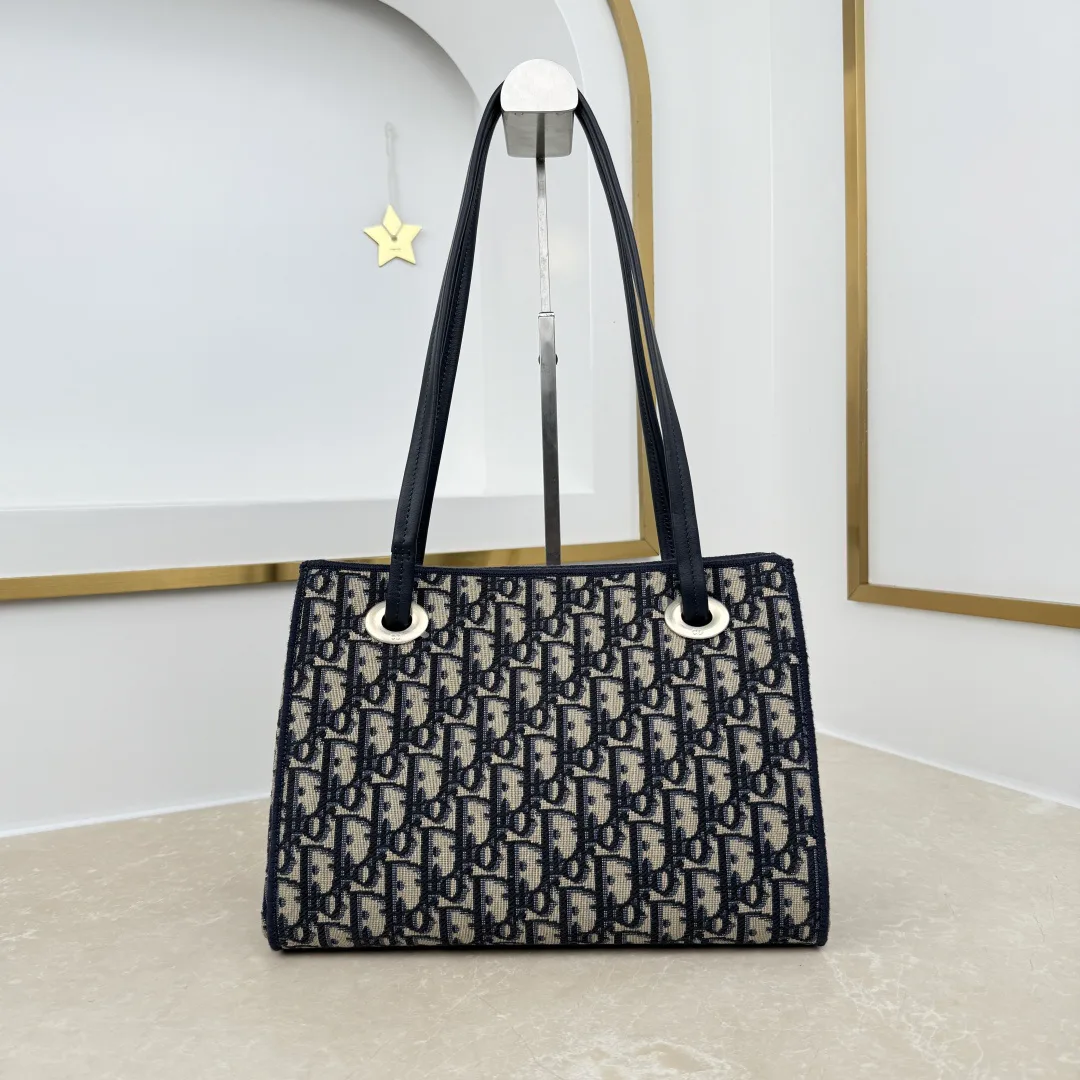 Классические Сумки Женские Christian Dior 18573848