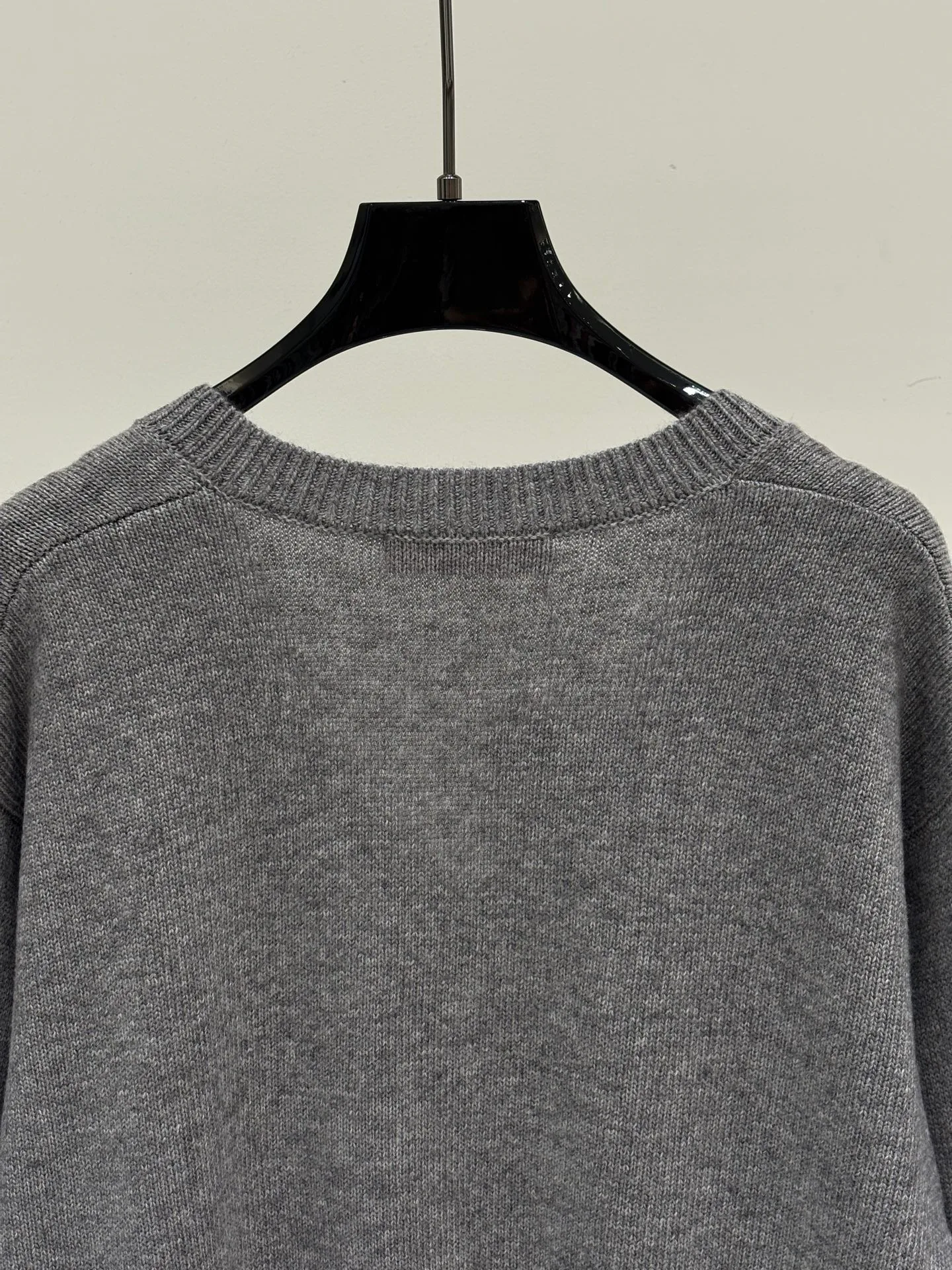 Women's Jumpers And Sweaters VALENTINO 18032131