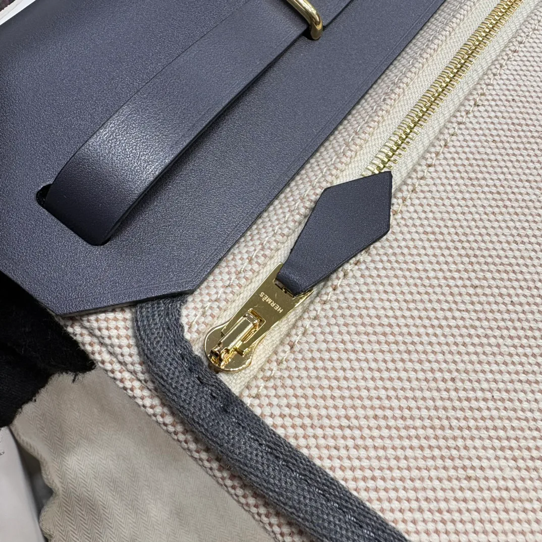 Women's Classic Handbags HERMES 18394441