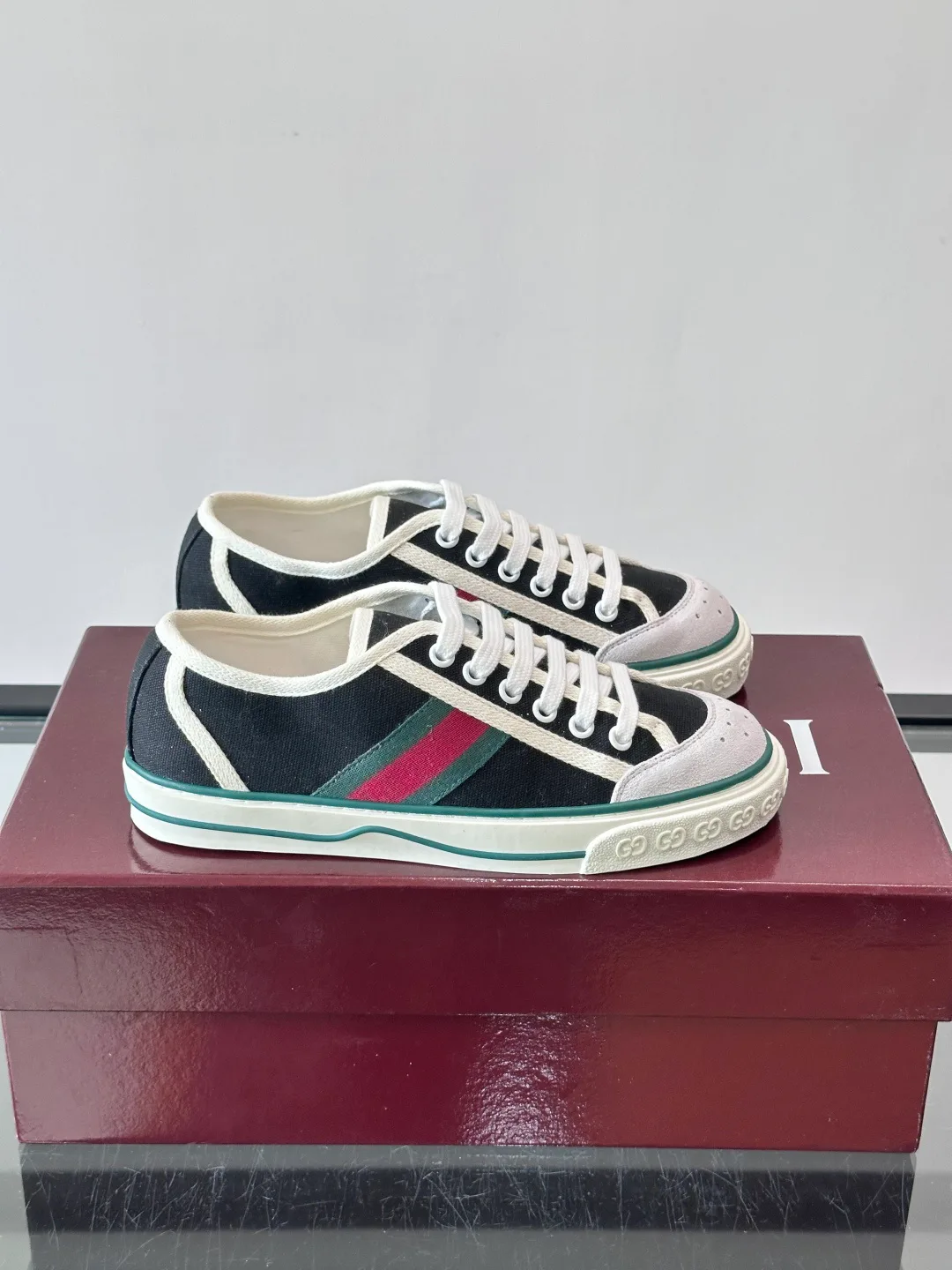 Women's Sneakers GUCCI 17941060