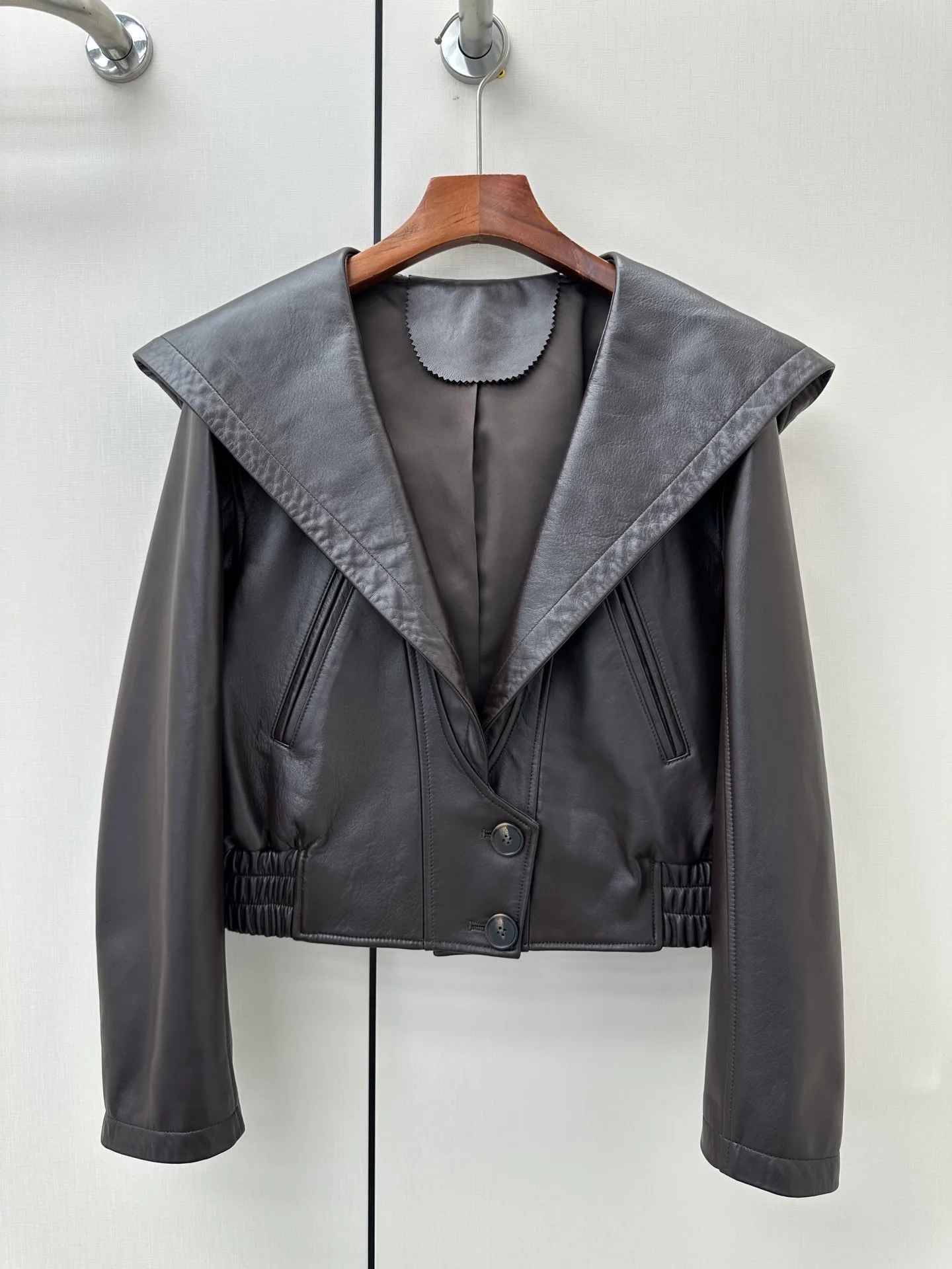 Women's Leather Jackets And Sheepskin Coats SAINT LAURENT 18172807