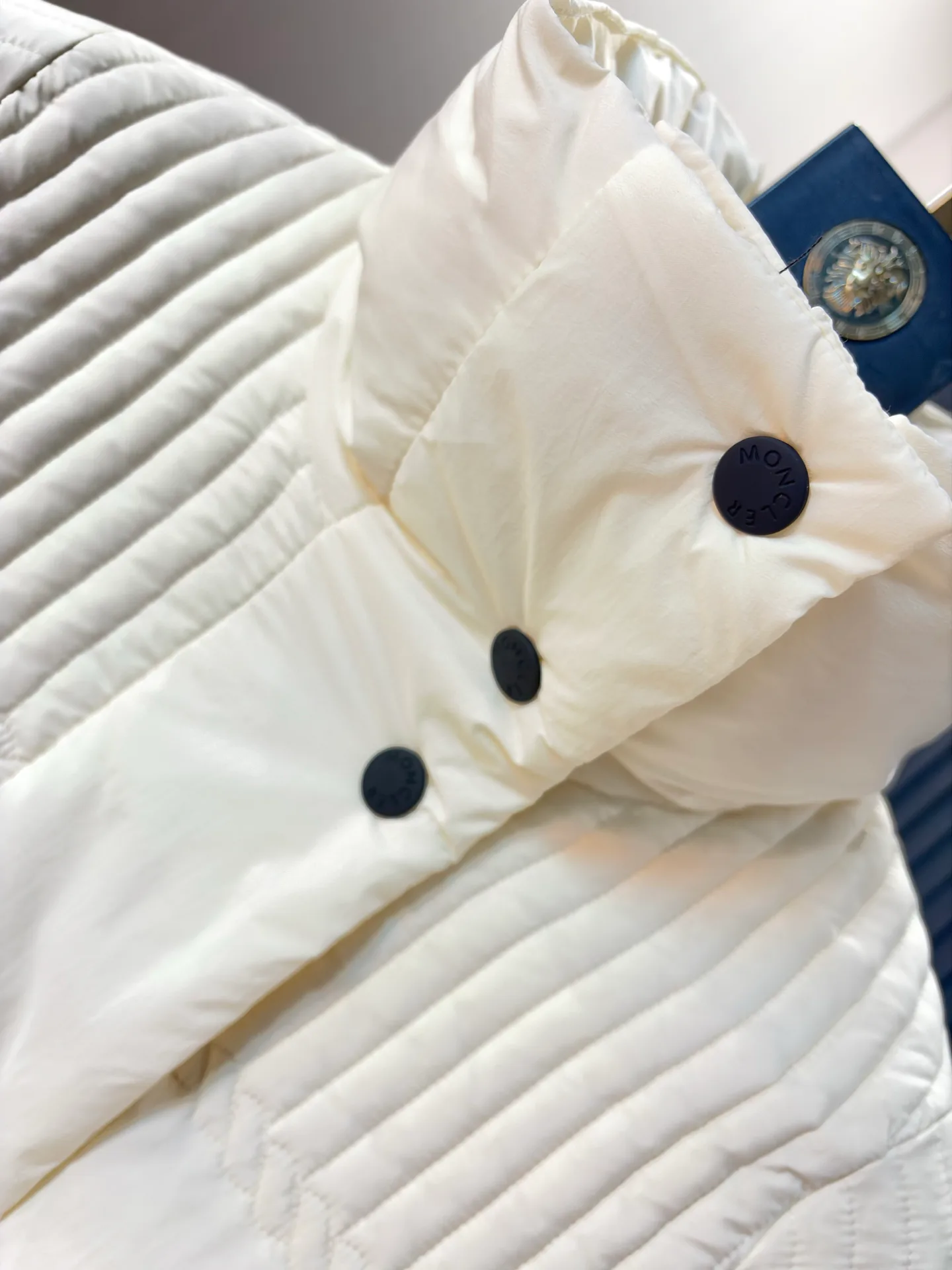Куртки И Пуховики Мужские Moncler 18634500