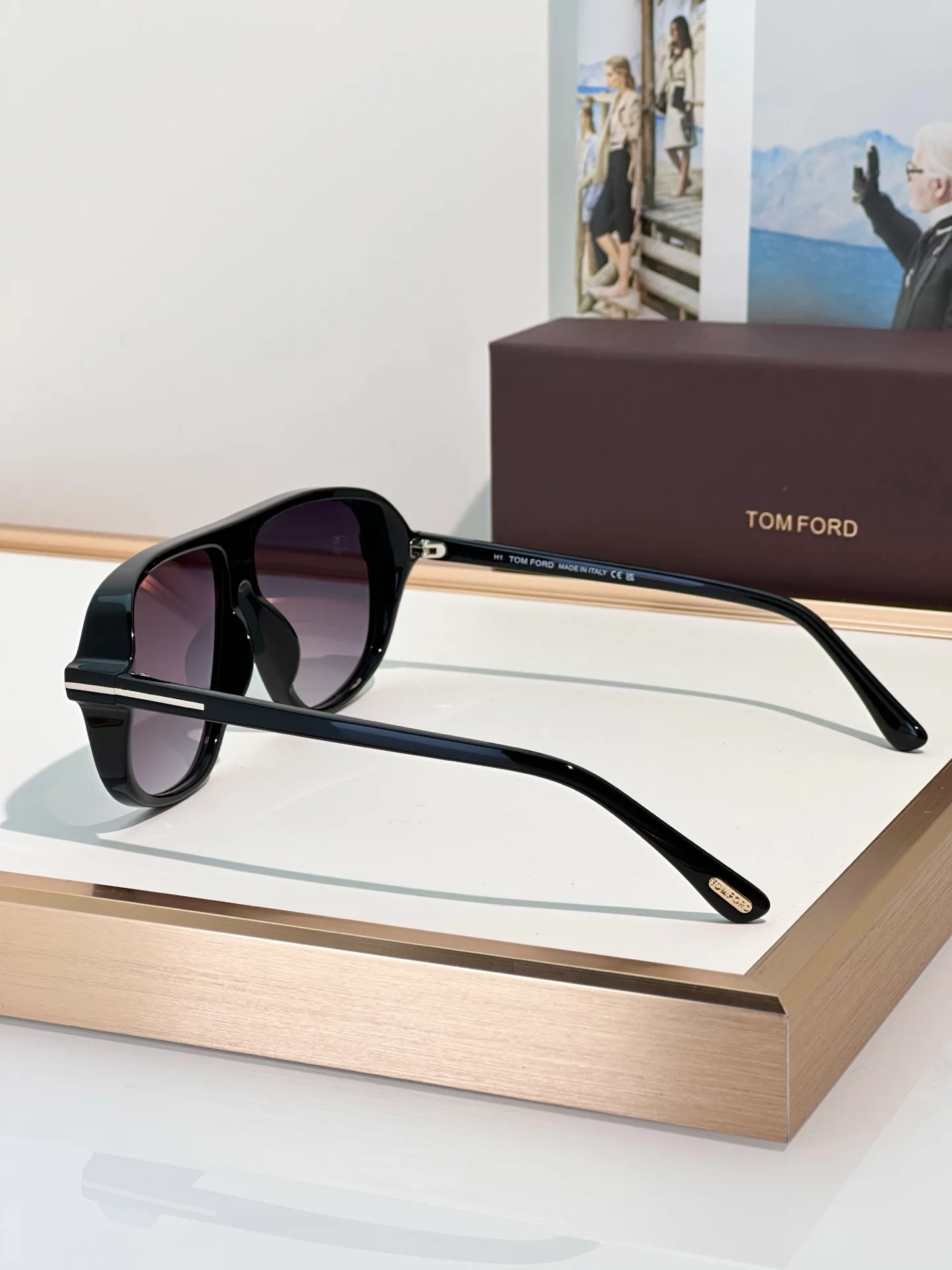 Glasses TOM FORD 16881910