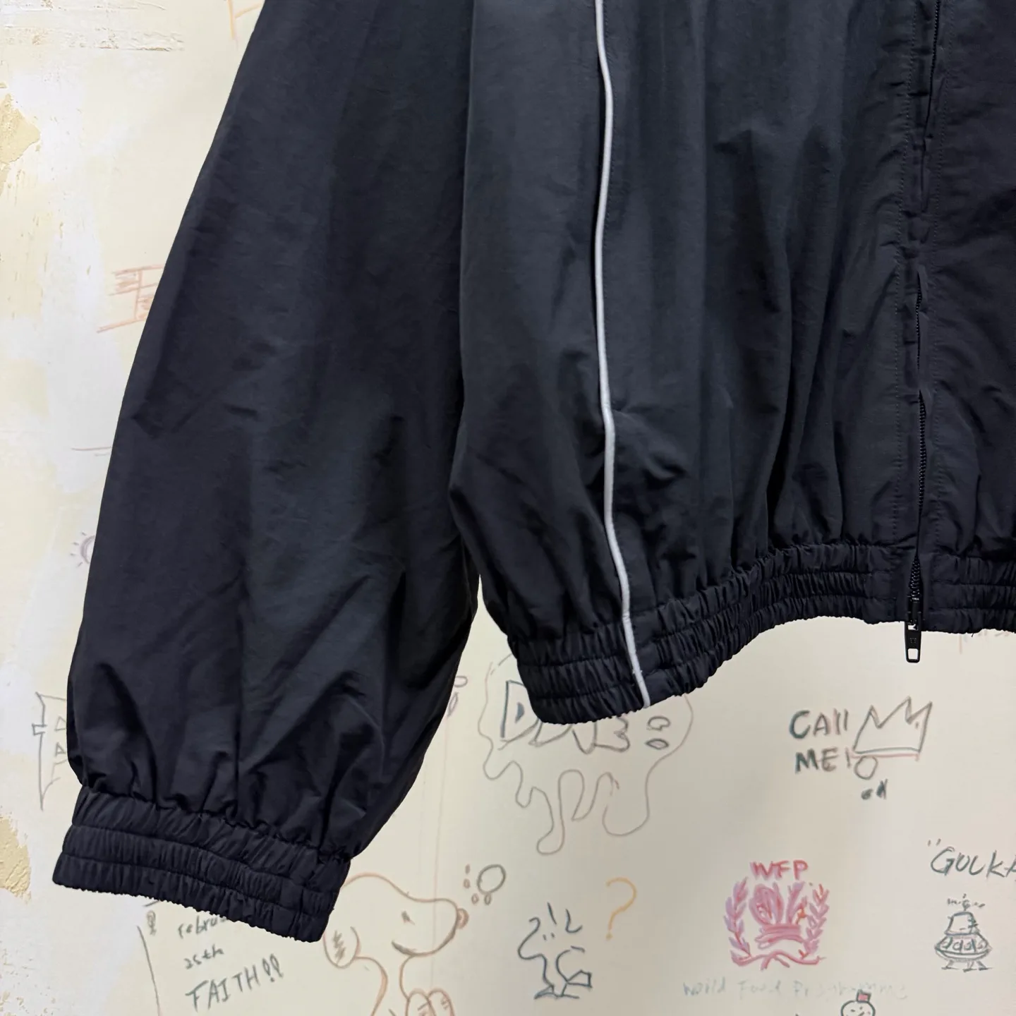 Men's Jackets And Down Jackets BALENCIAGA 18413942