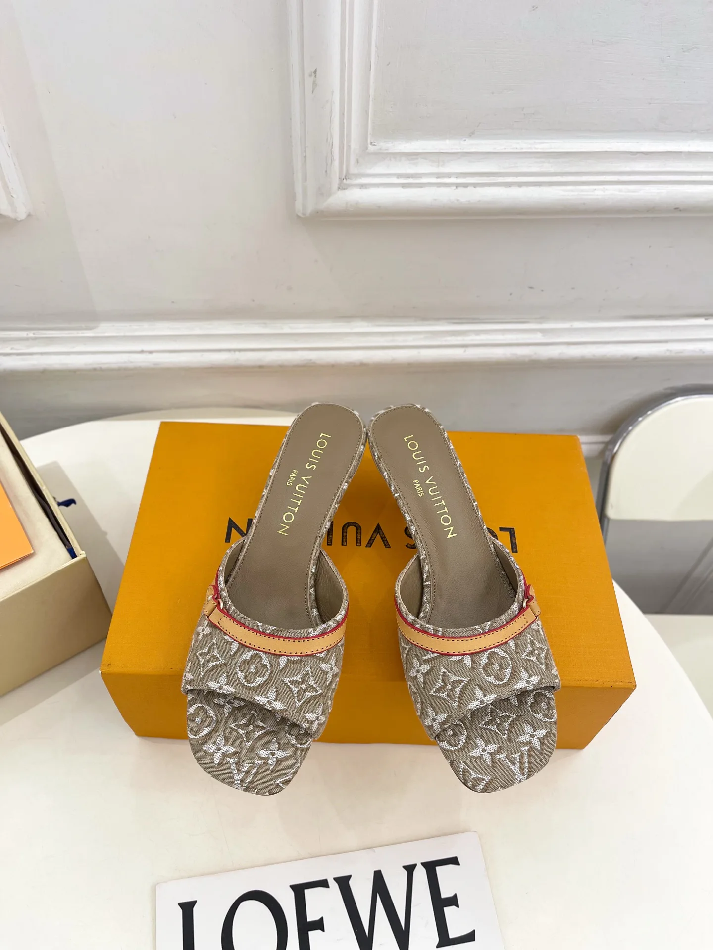 Women's Mules And Clogs LOUIS VUITTON 17506939