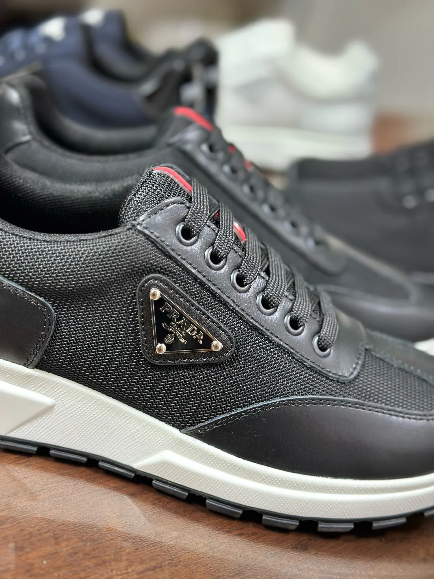 Men's Sneakers PRADA 17037907