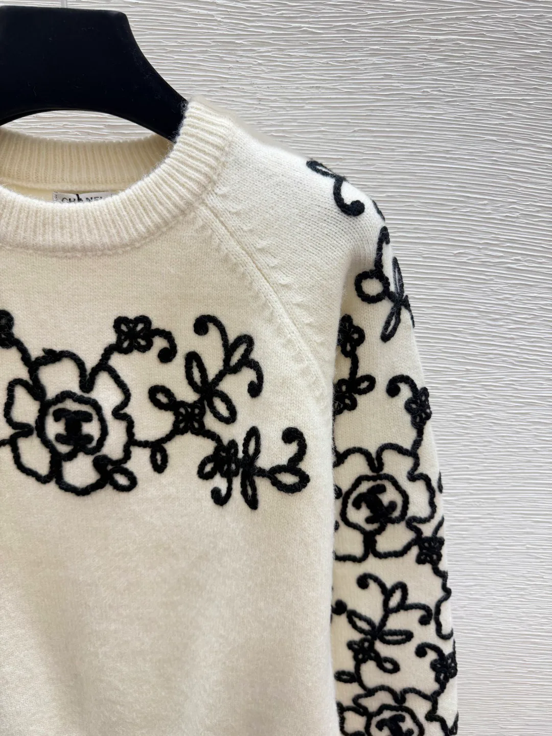 Women's Jumpers And Sweaters CHANEL 18176320