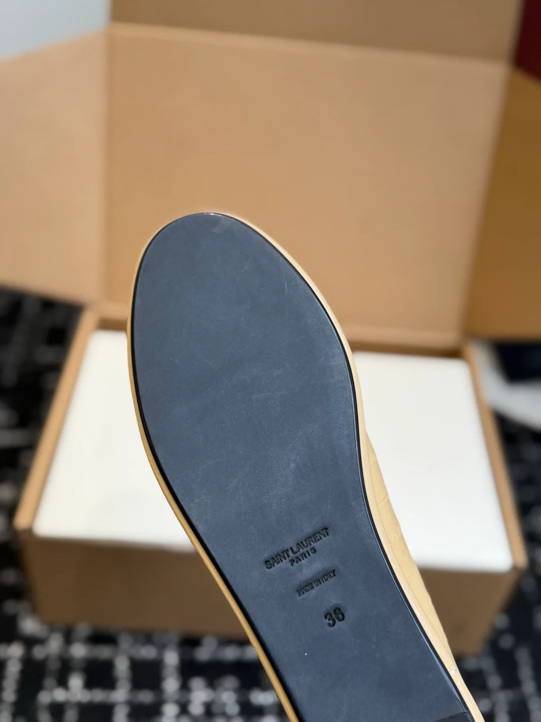 Women's Loafers And Moccasins SAINT LAURENT 18164537