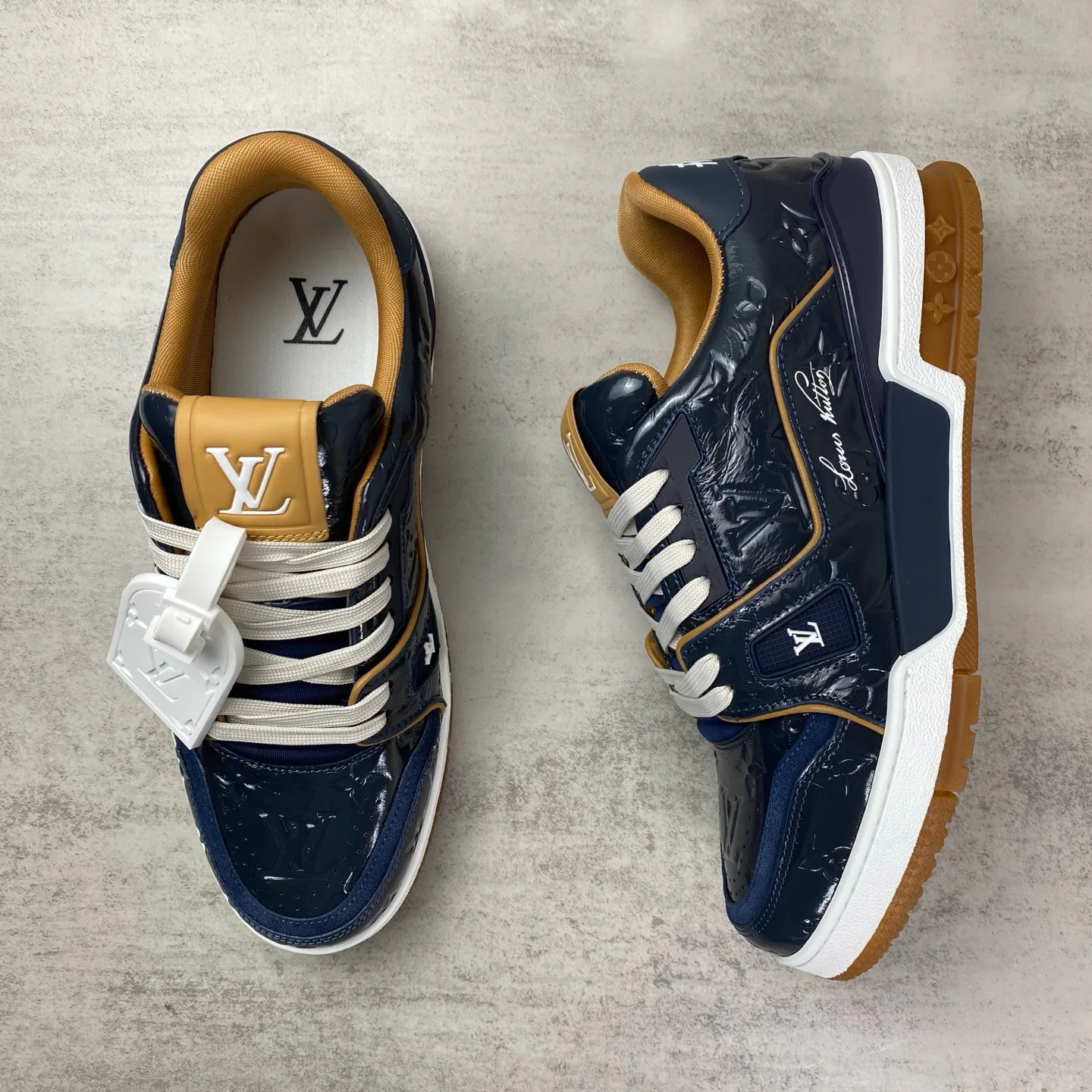 Women's Sneakers LOUIS VUITTON 17961749