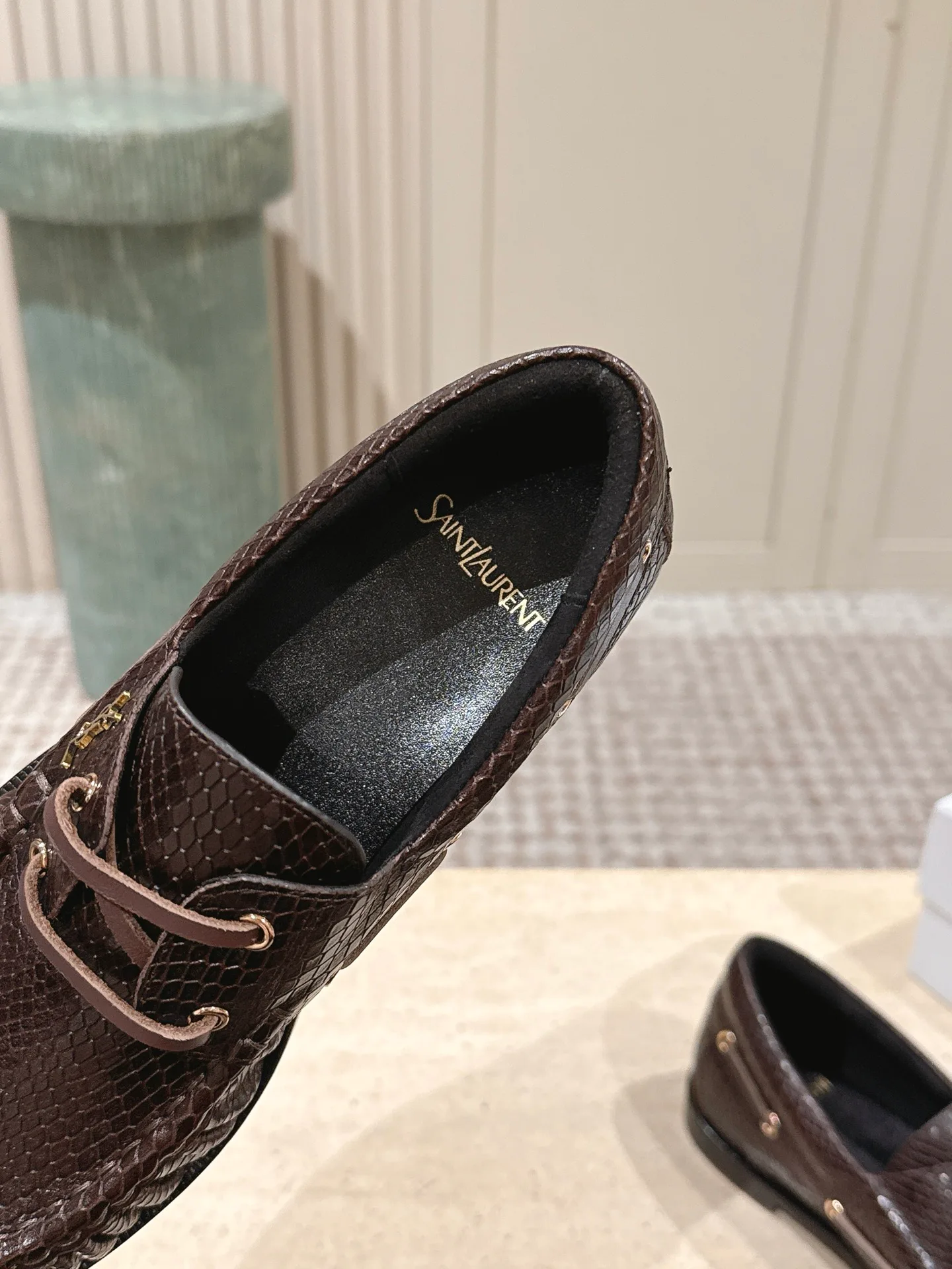 Women's Loafers And Moccasins SAINT LAURENT 18092252