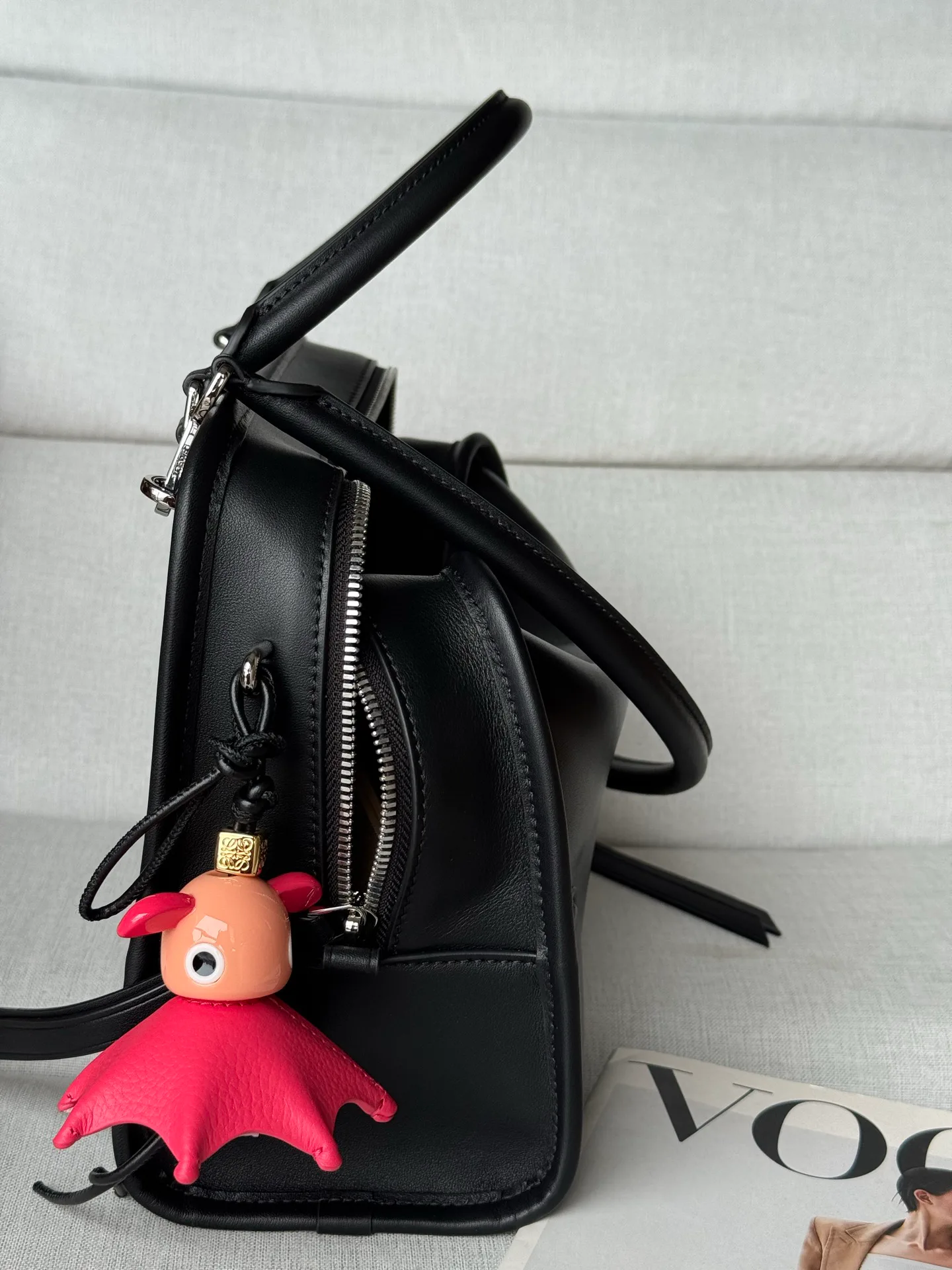 Women's Classic Handbags LOEWE 17679819