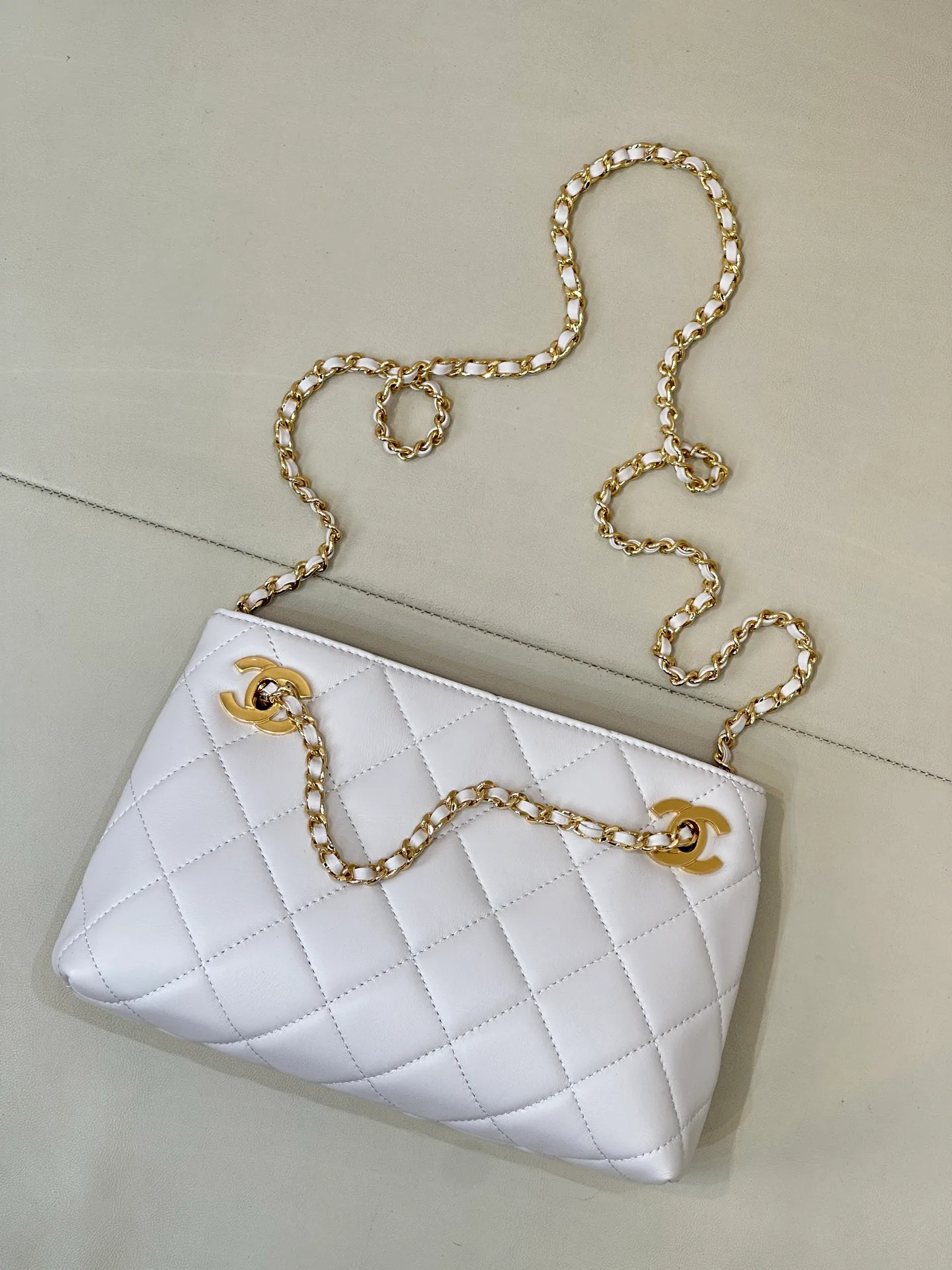 Women's Classic Handbags CHANEL 17376255