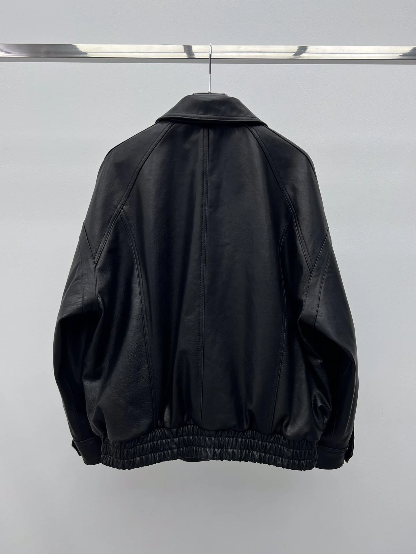 Women's Leather Jackets And Sheepskin Coats SAINT LAURENT 17719118