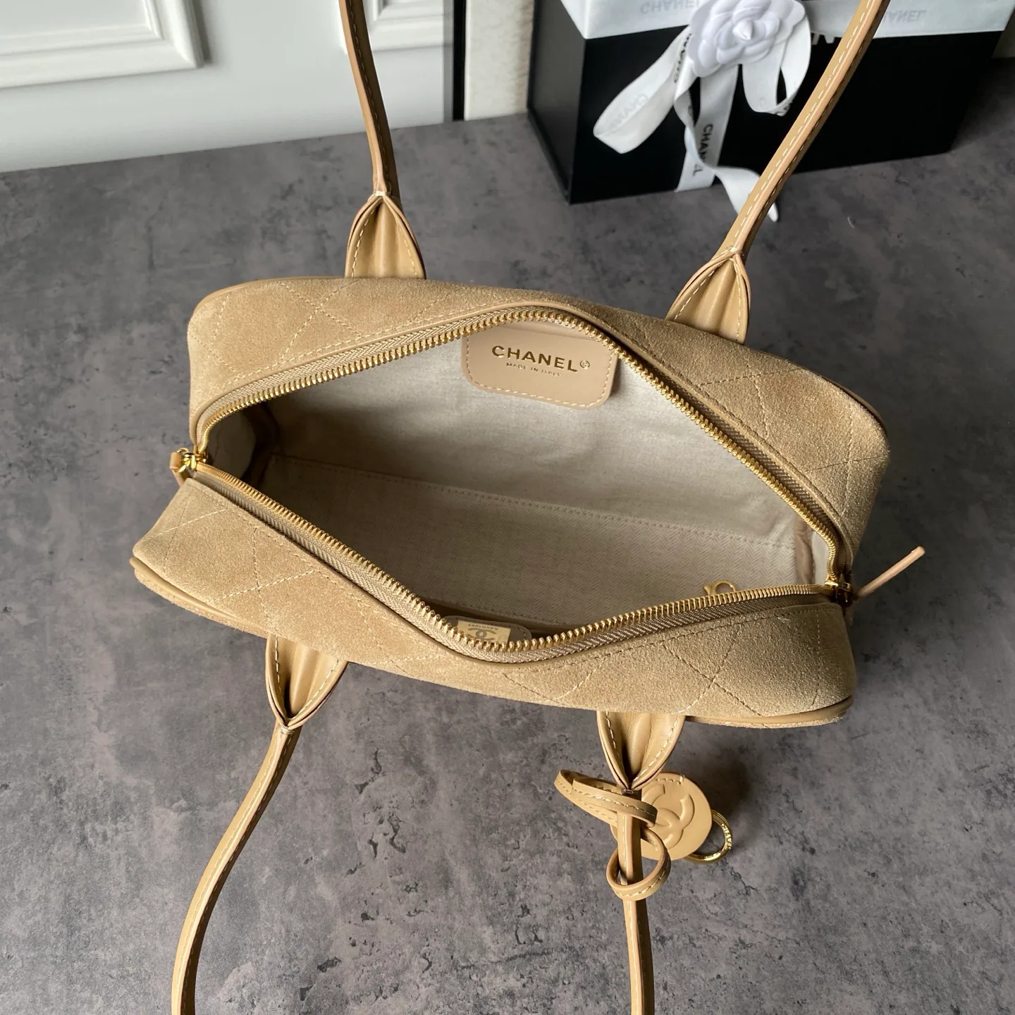 Women's Classic Handbags CHANEL 18005054