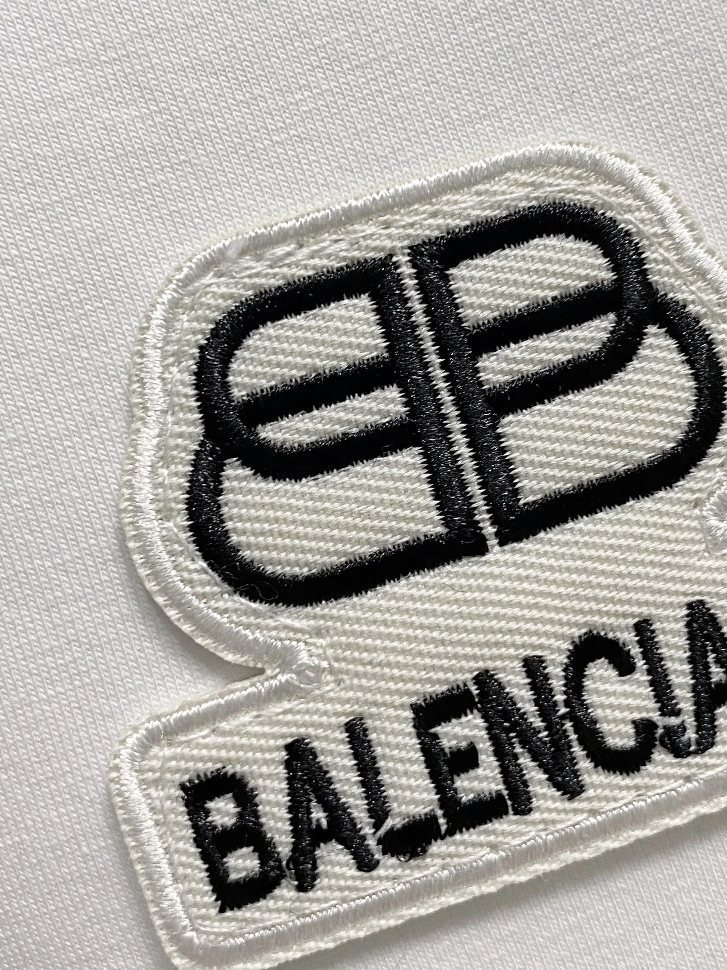 Men's Sweatshirts And Hoodies BALENCIAGA 18246497