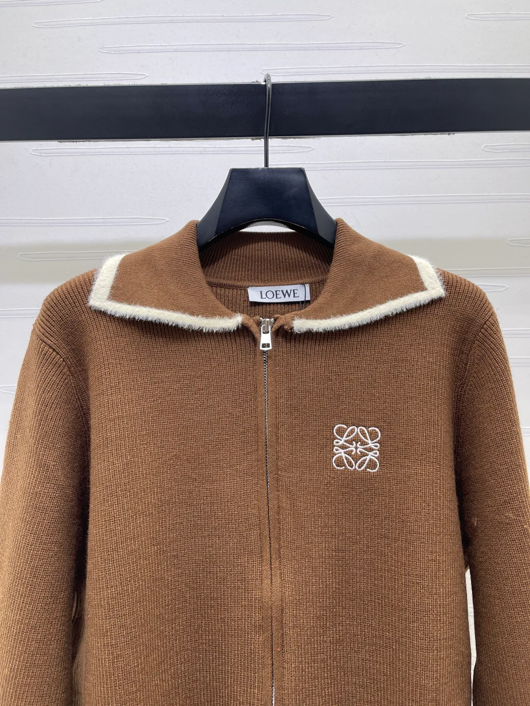 Women's Jumpers And Sweaters LOEWE 18038121
