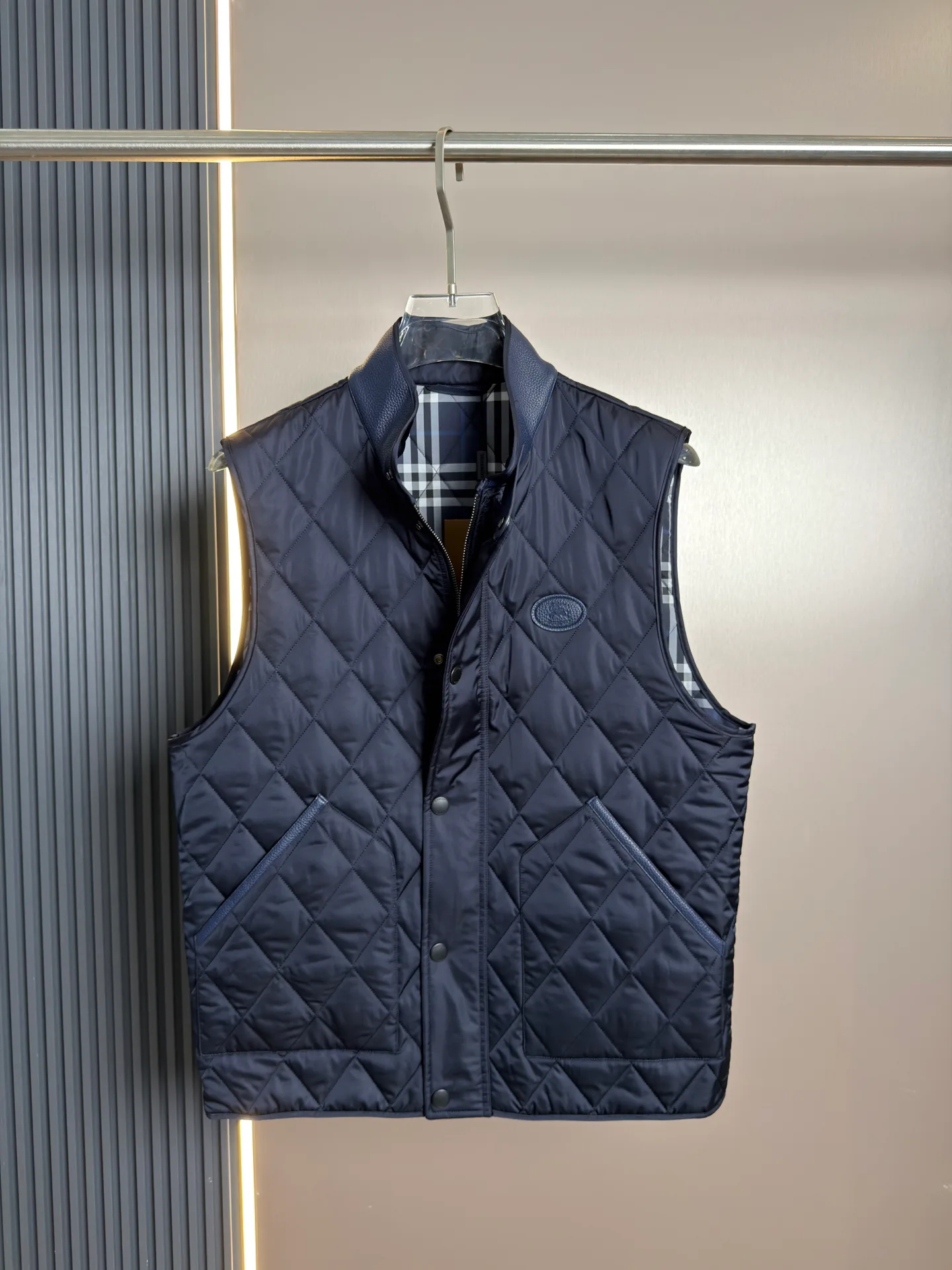 Men's Vests BURBERRY 18216866