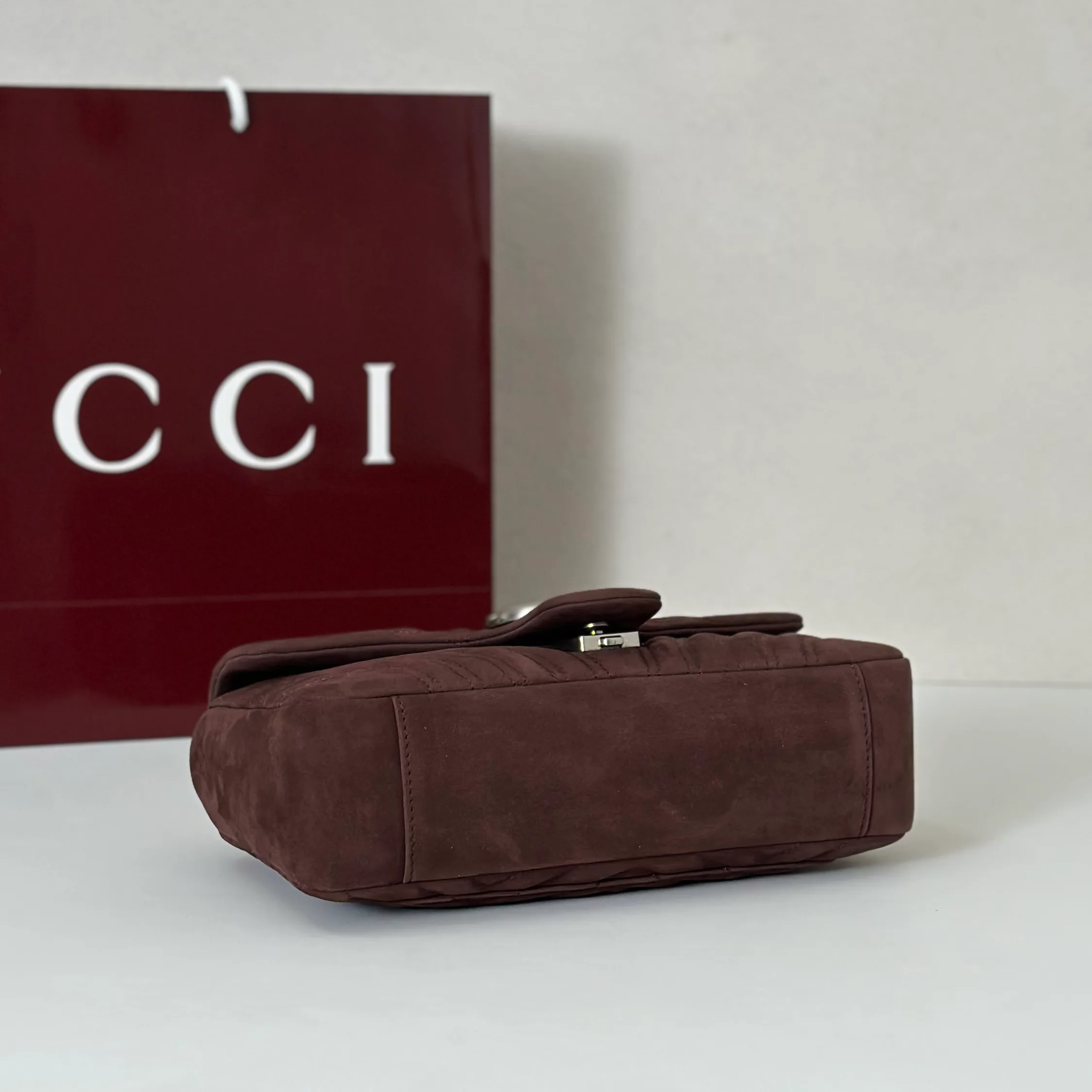 Классические Сумки Женские Gucci 18614540