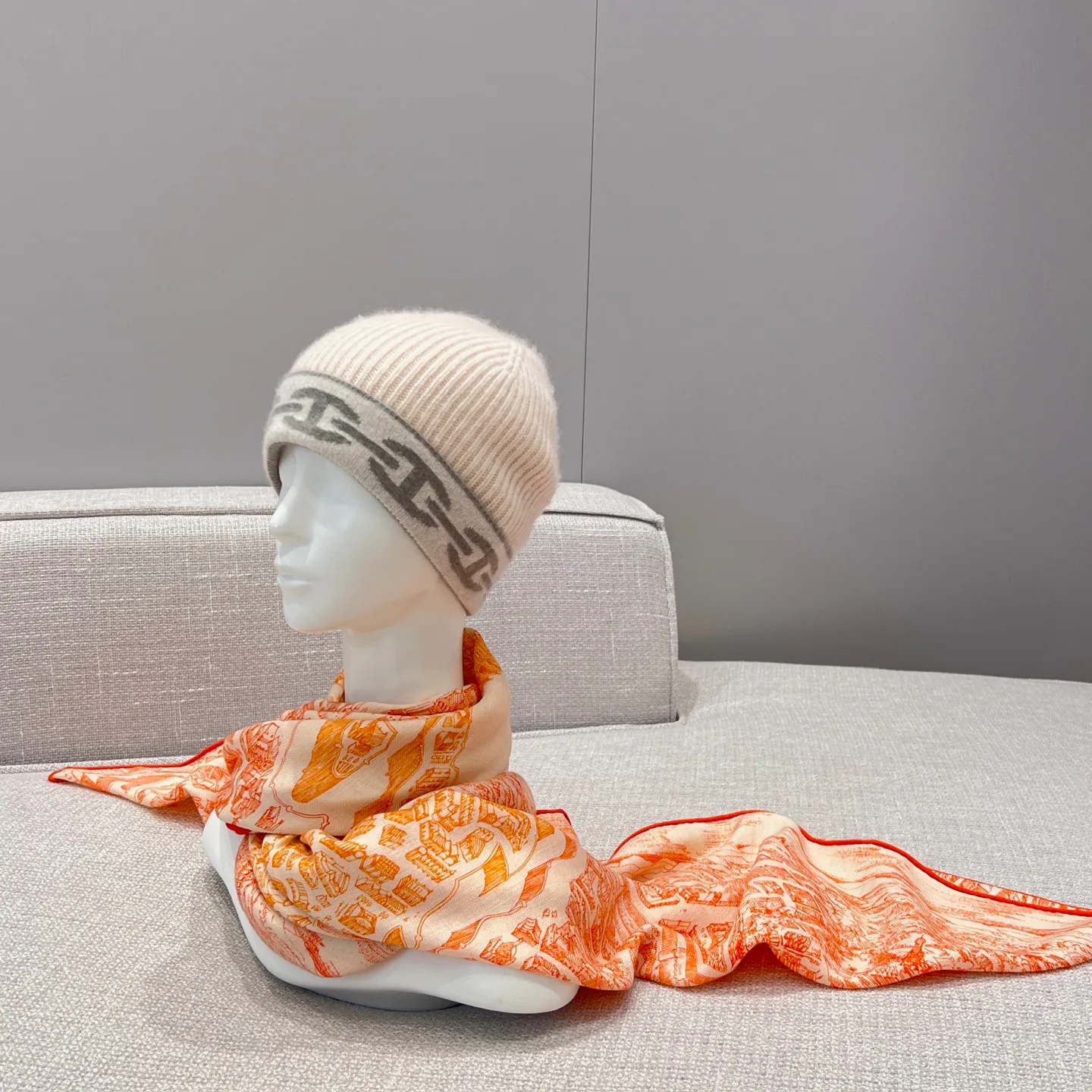 Scarves HERMES 18424832