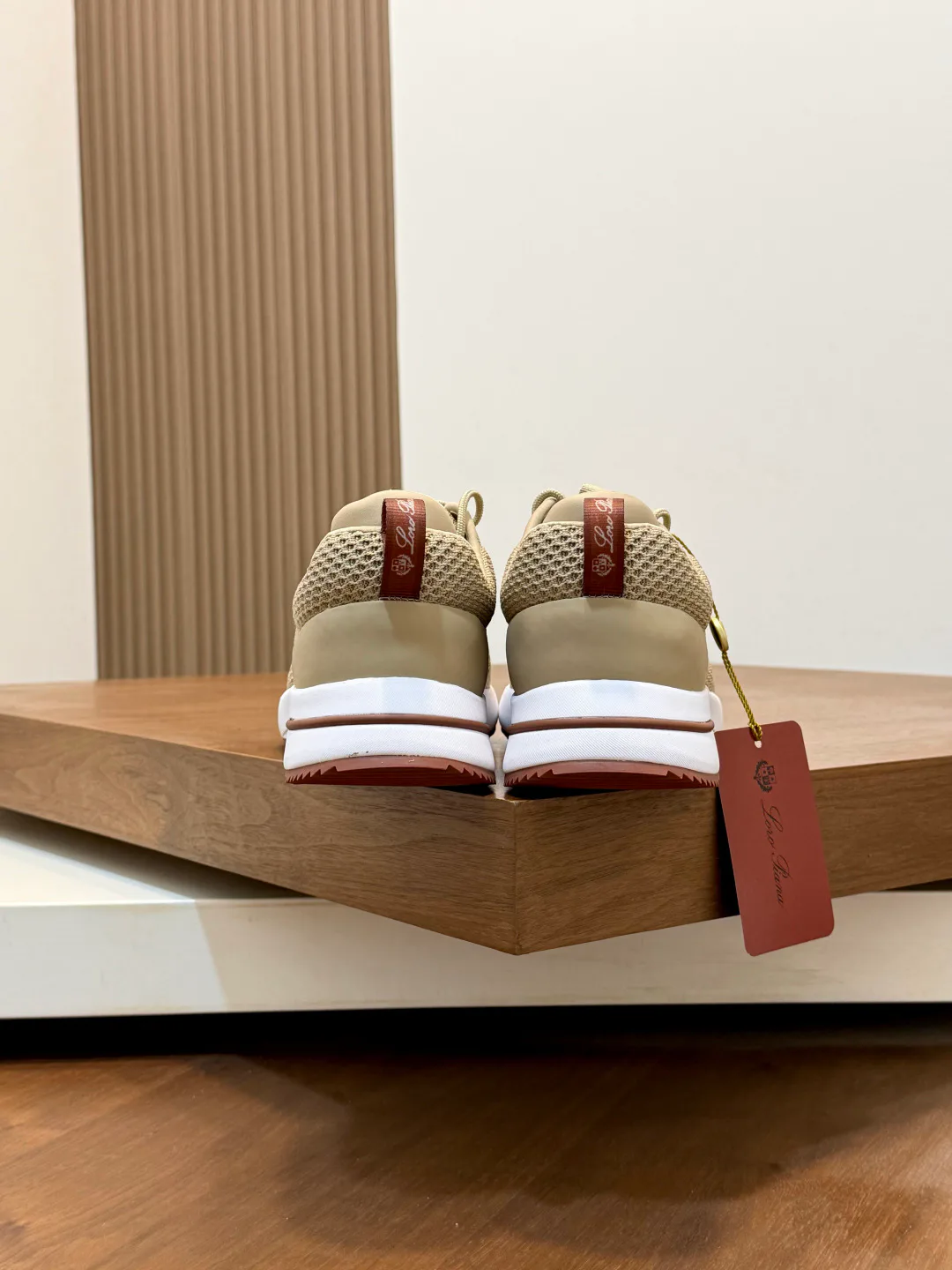 Men's Sneakers LORO PIANA 17830563