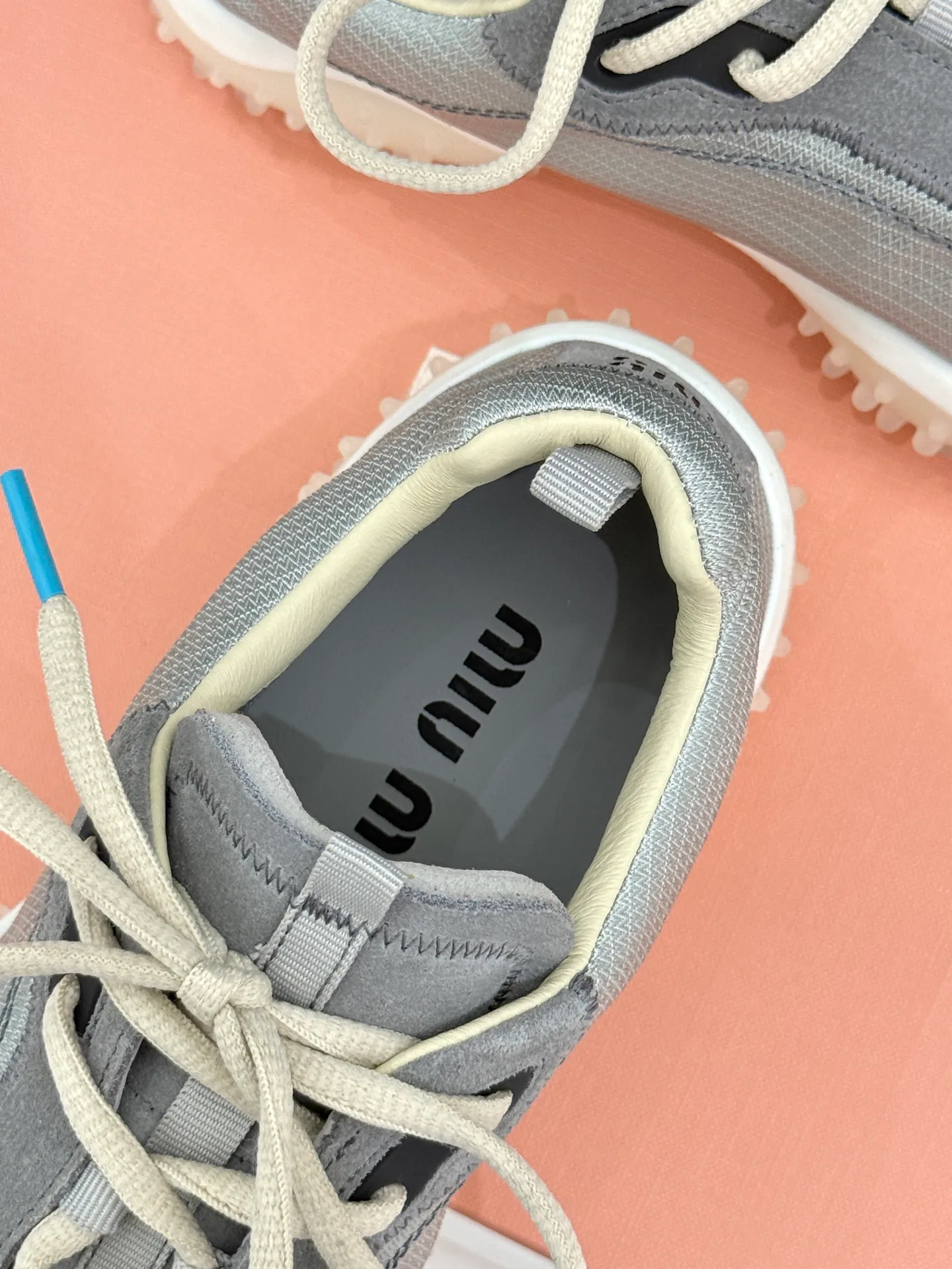 Women's Sneakers MIU MIU 17597001