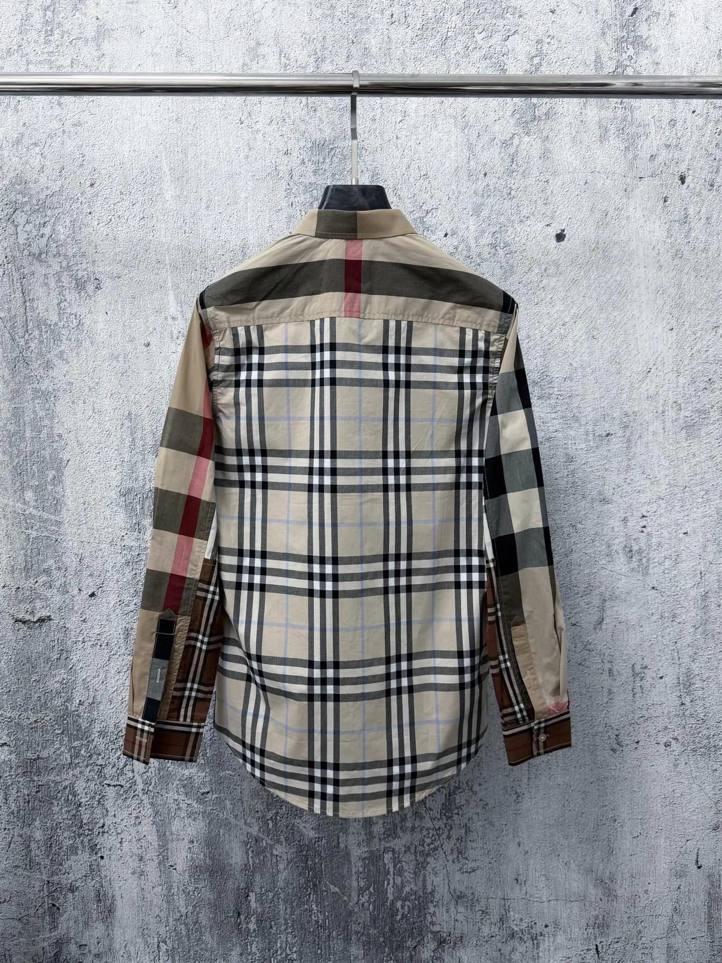 Men's Shirts BURBERRY 18392069