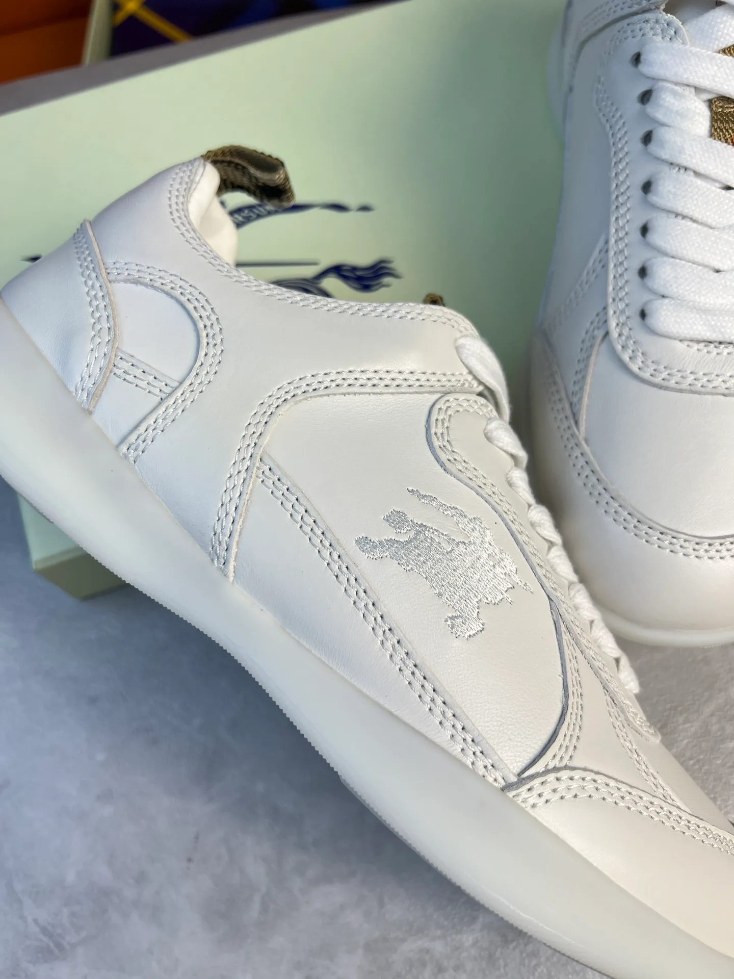 Women's Sneakers BURBERRY 17420307