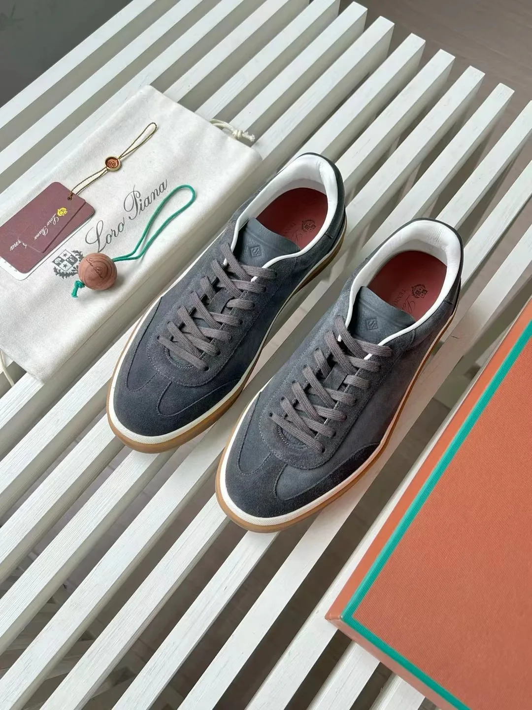 Men's Sneakers LORO PIANA 18382761