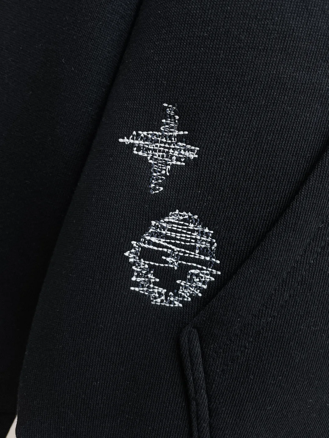 Men's Sweatshirts And Hoodies LOUIS VUITTON 18340424
