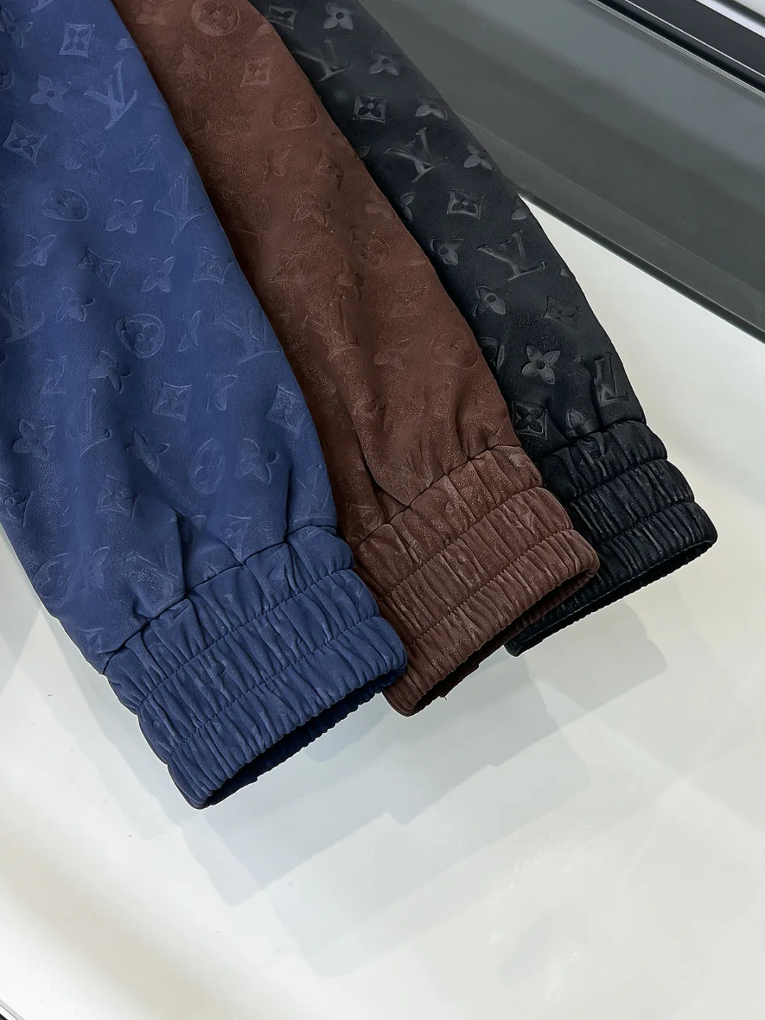 Men's Jackets And Down Jackets LOUIS VUITTON 18499107
