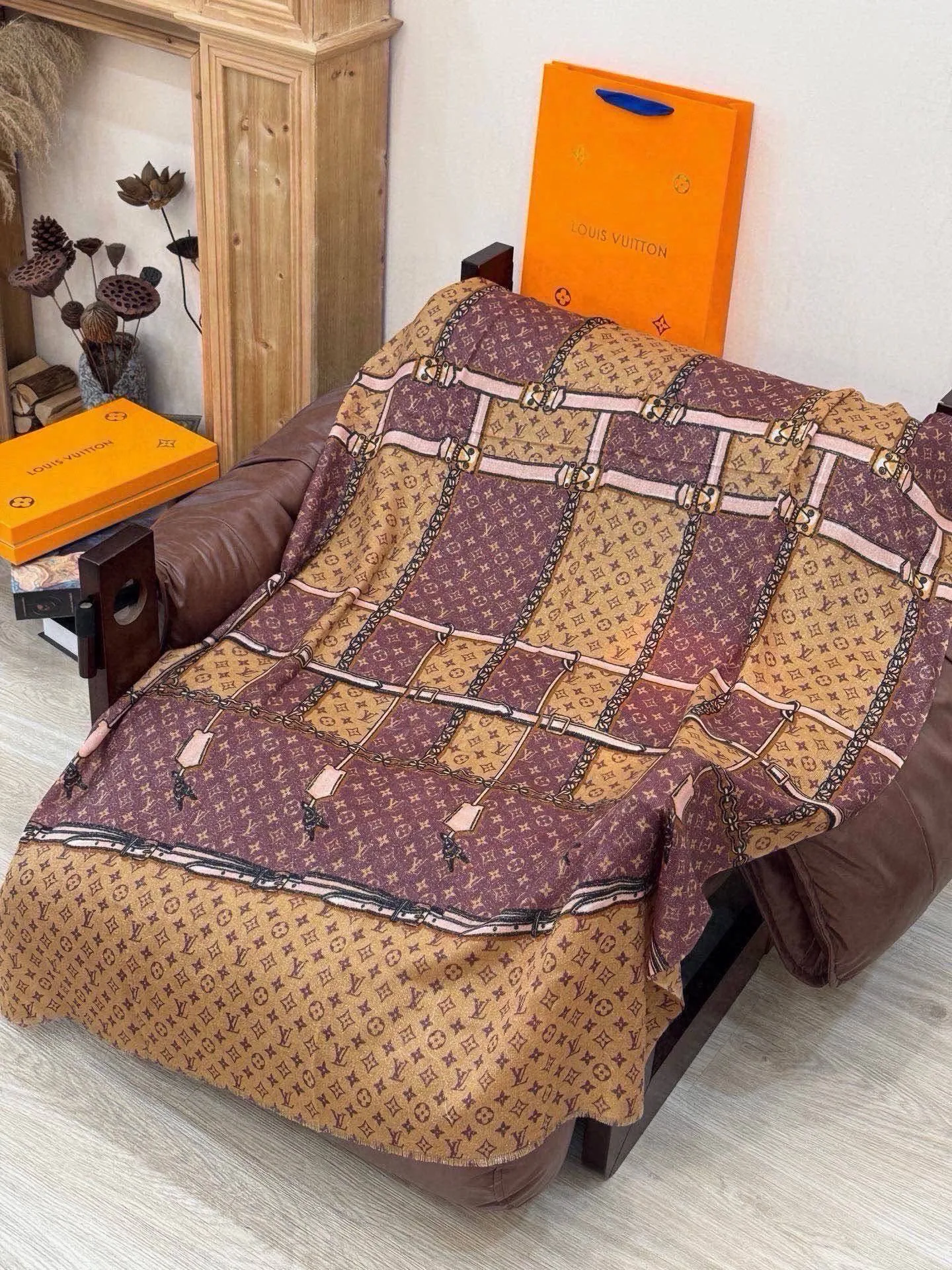 Scarves LOUIS VUITTON 17673158