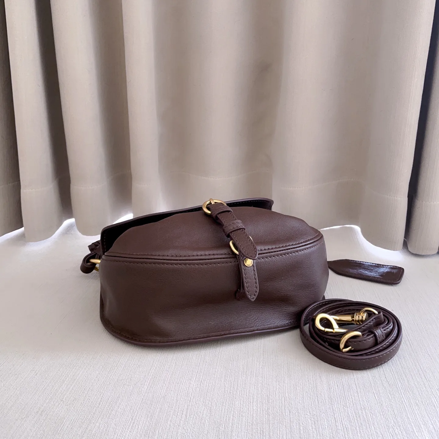 Классические Сумки Женские Miu Miu 18602472