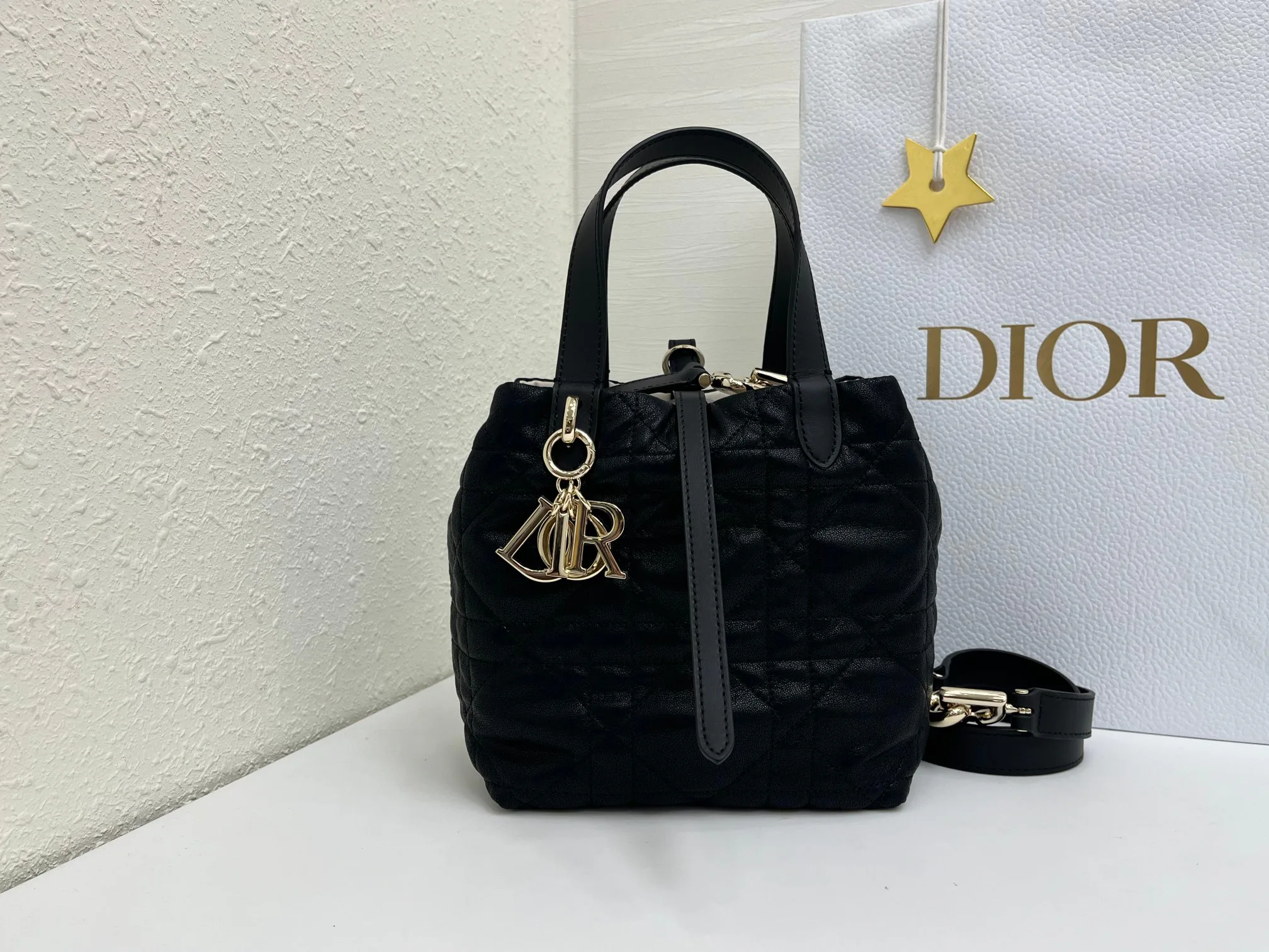 Women's Classic Handbags CHRISTIAN DIOR 17345156