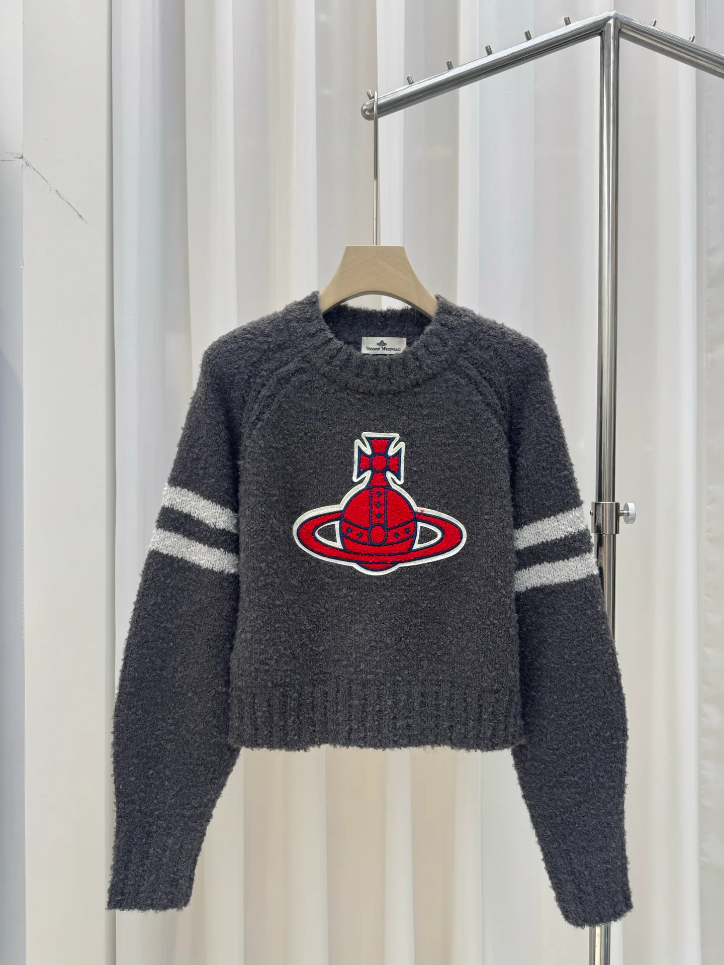 Women's Jumpers And Sweaters VIVIENNE WESTWOOD 18181014