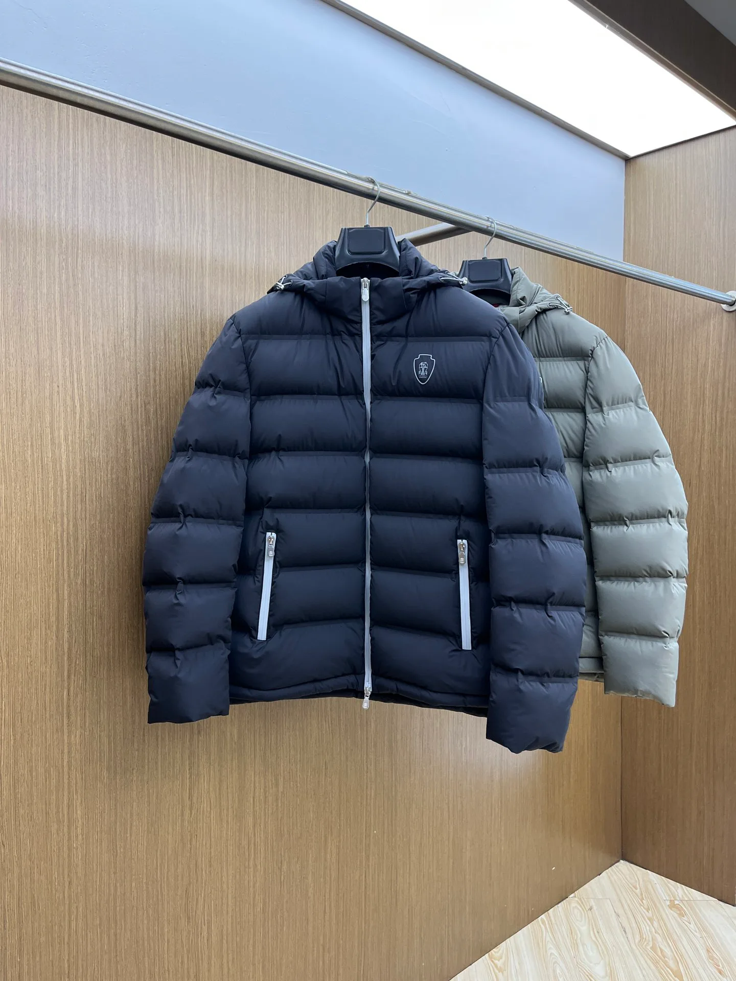 Men's Jackets And Down Jackets BRUNELLO CUCINELLI 18194601