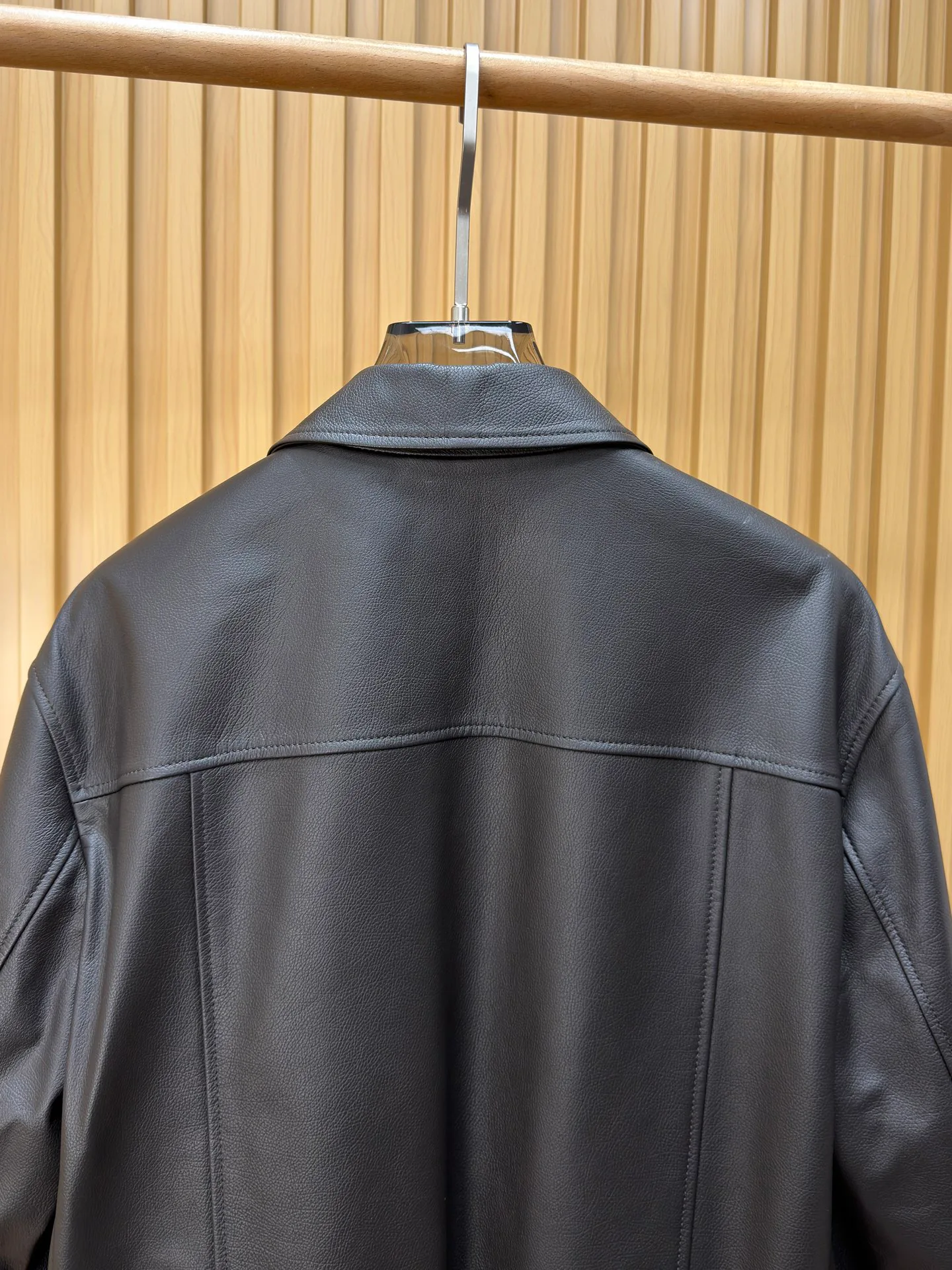 Кожаные Куртки И Дублёнки Мужские Brunello Cucinelli 18599325