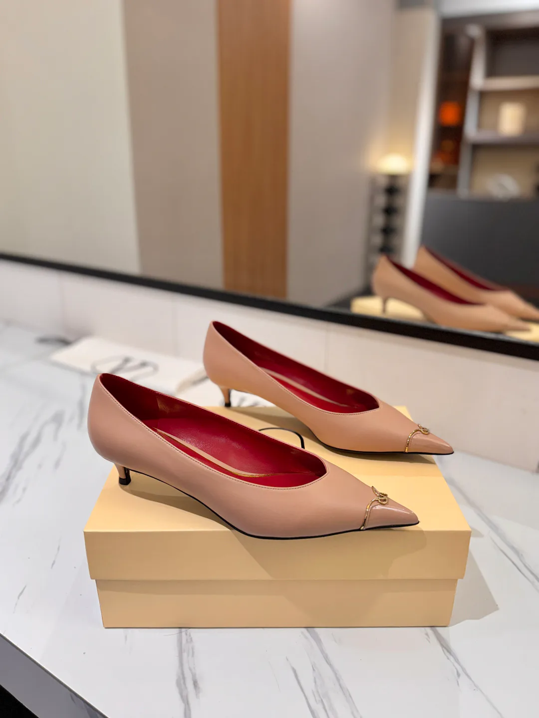 Women's Heels VALENTINO 18134916